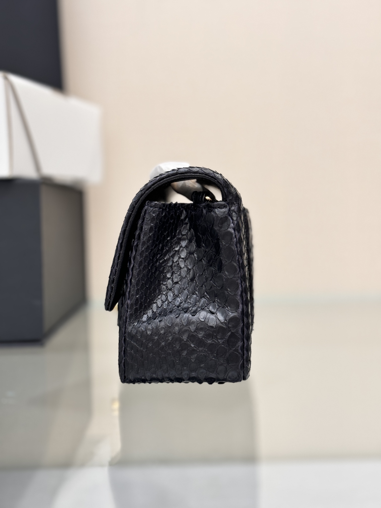 Classic Flap Python Bag（Black python skin）
