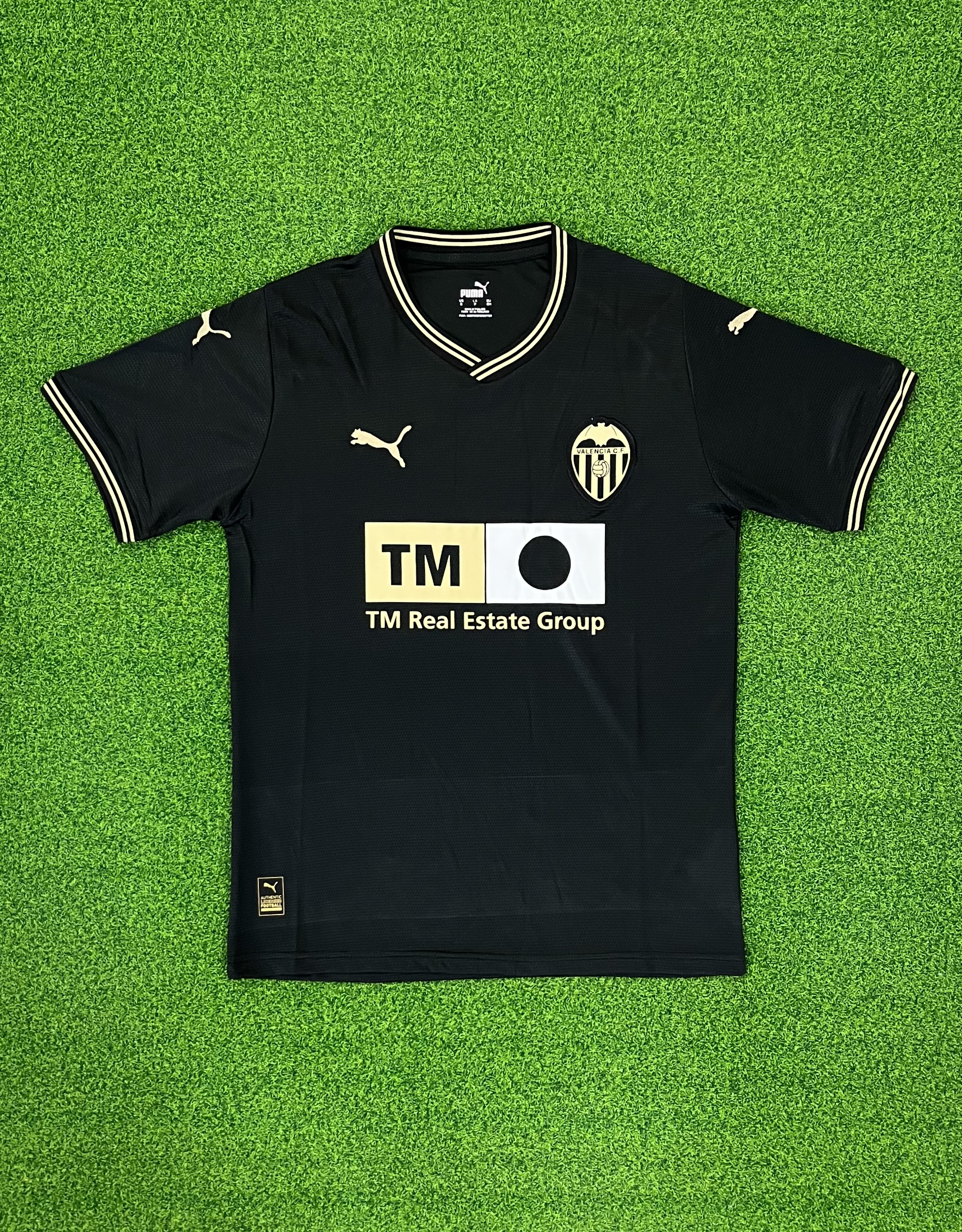 2425 Valencia Limited Edition jersey..Player embroidery version