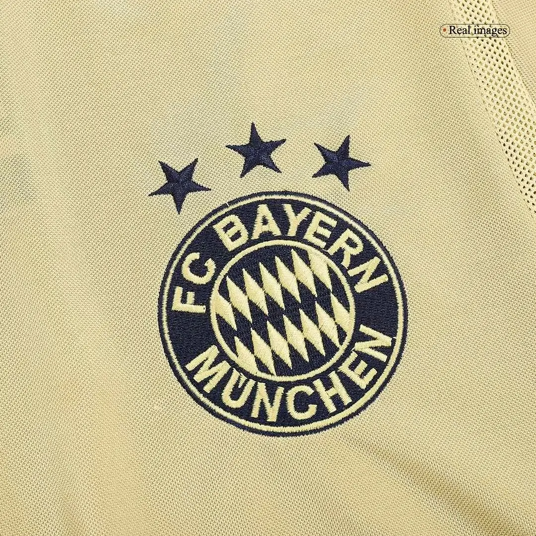 Bayern Munich 2004/05 Away Retro Football Jersey