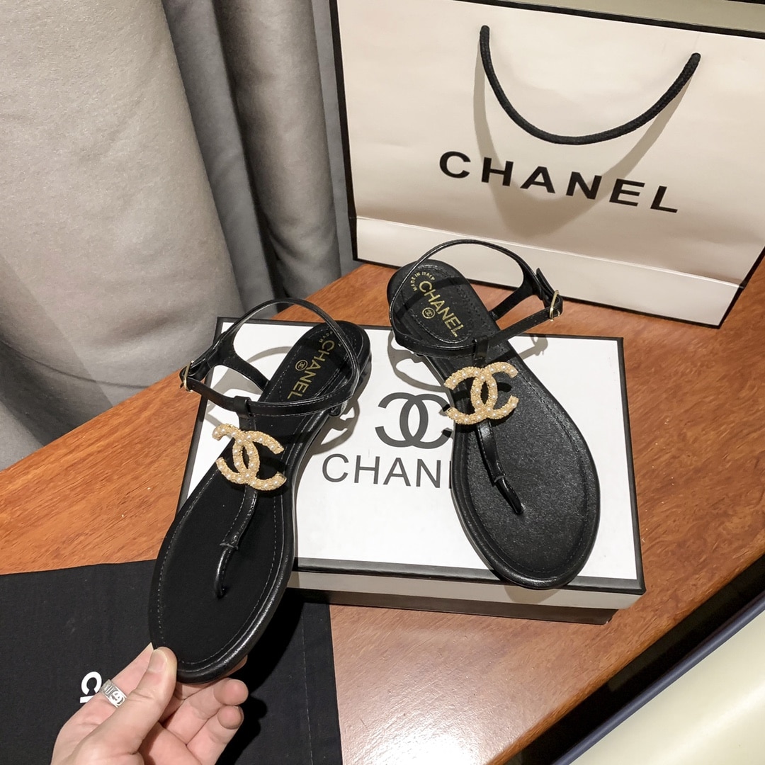 Chanel Gold Pearl Cc Logo Thong Sandals Black