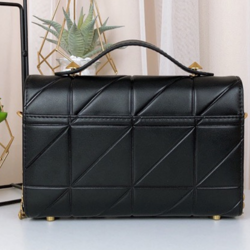 Saint Laurent Niki Chain Bag Purchase Leather Gold Hardware Black
