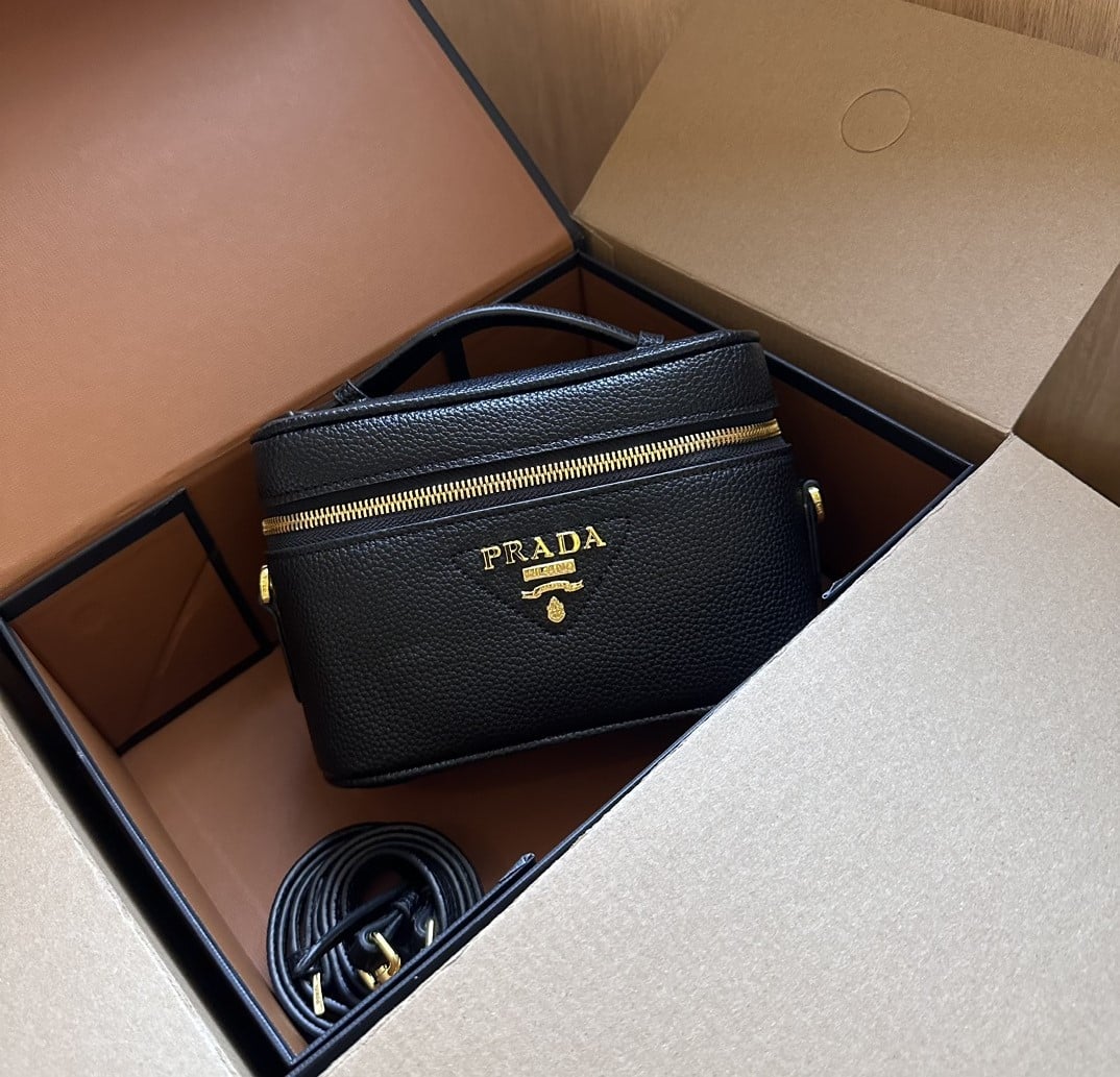 Prada Leather Mini Bag Black 20Cm