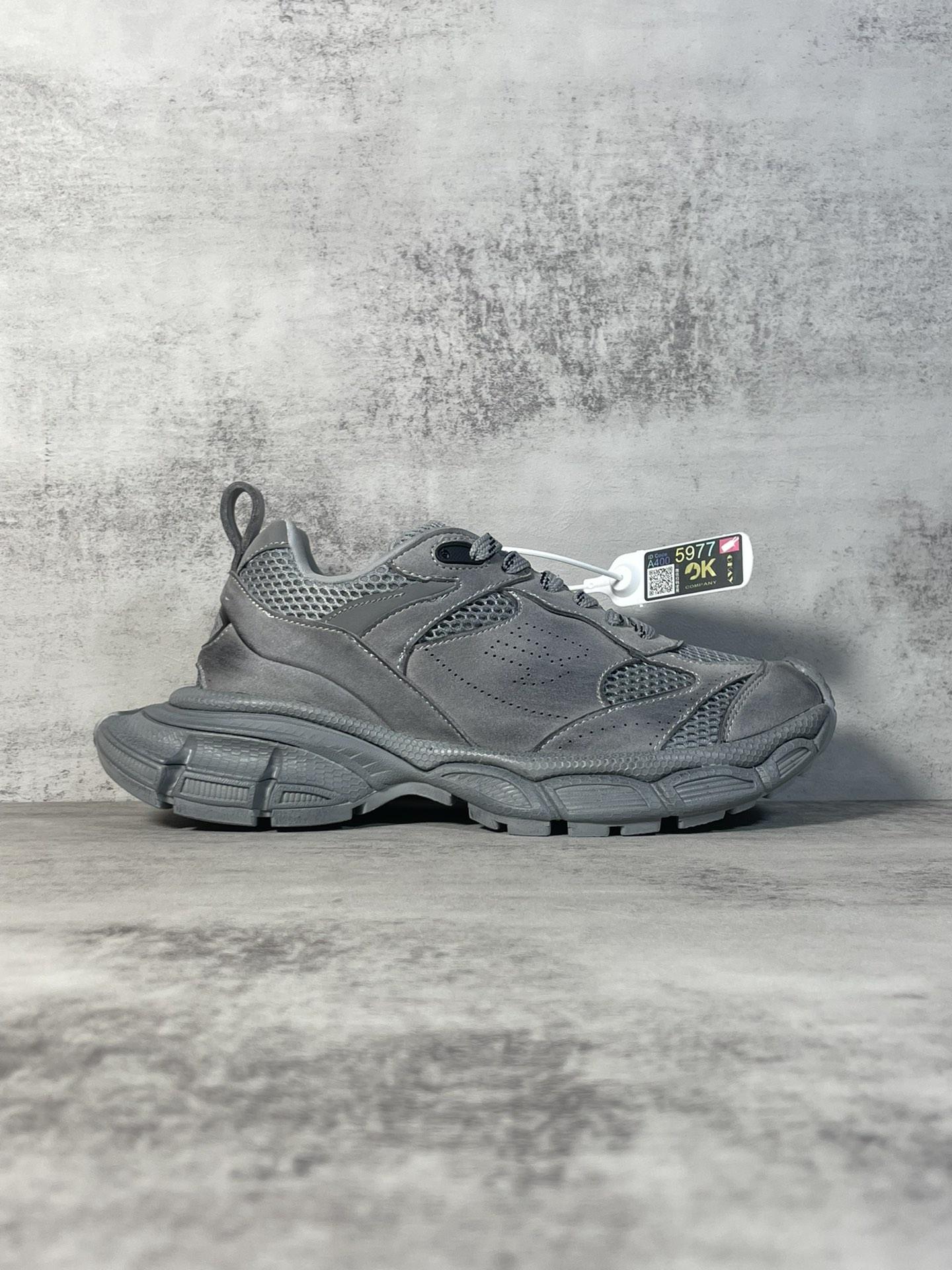 Balenciaga 3XL grey sneakers