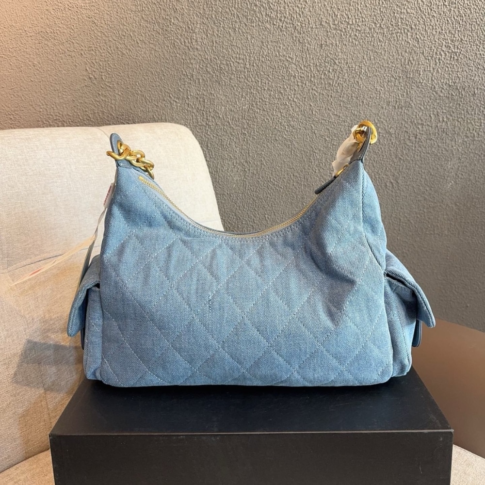 Chanel Large Hobo Bag Washed Denim And Gold Tone Metal Blue 31Cm AS5339 B19251 NG353