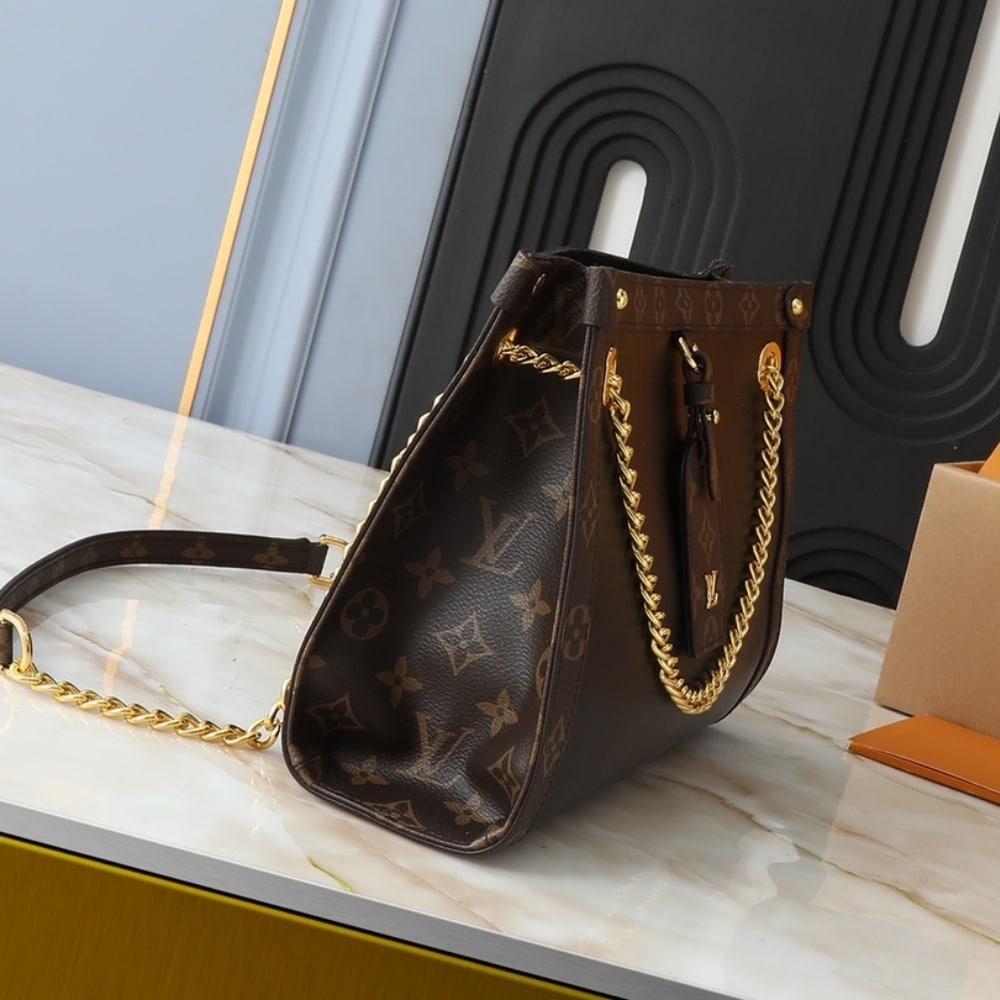 Louis Vuitton Nova PM Black 31Cm M13140
