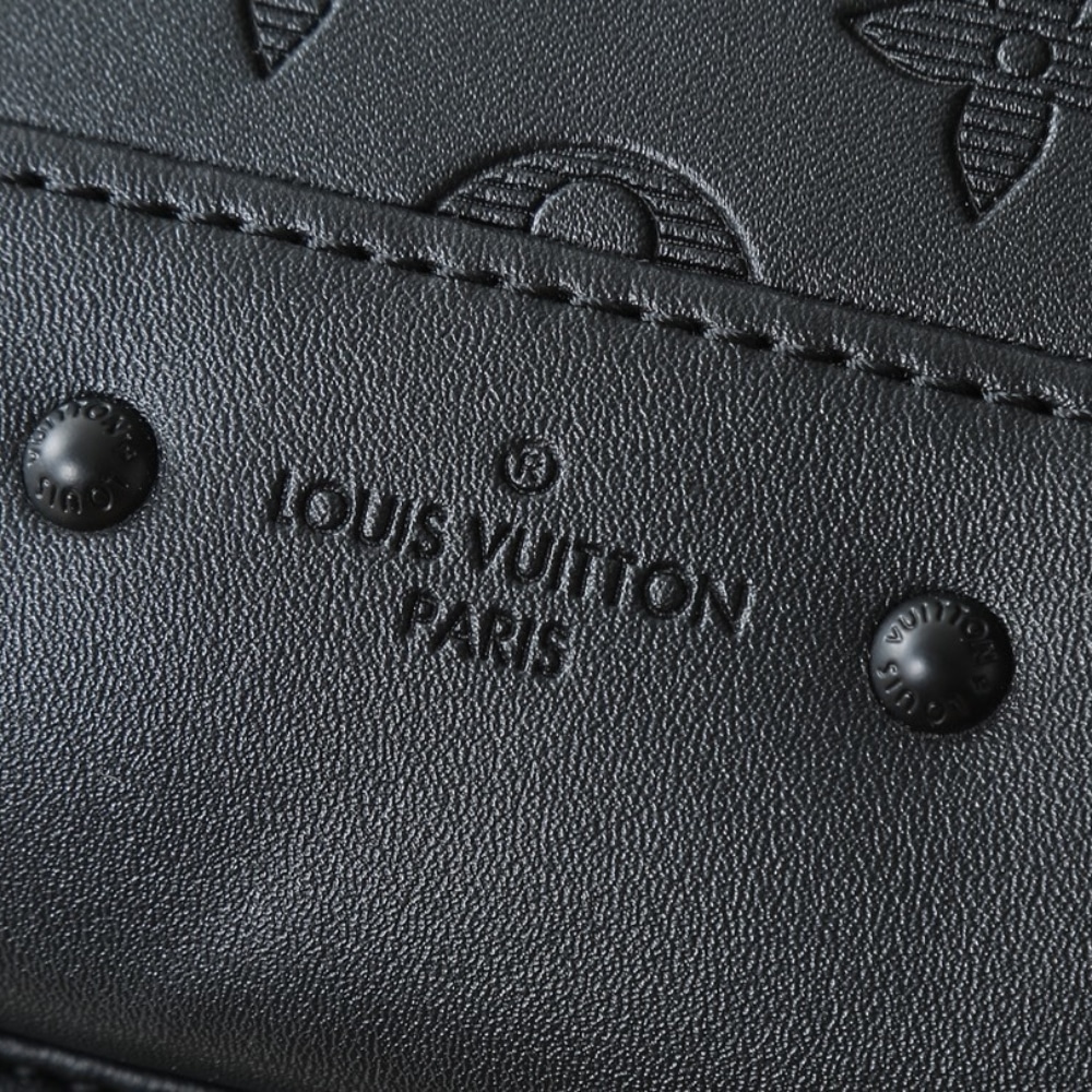 Louis Vuitton Racer Slingbag Black 42Cm M46107