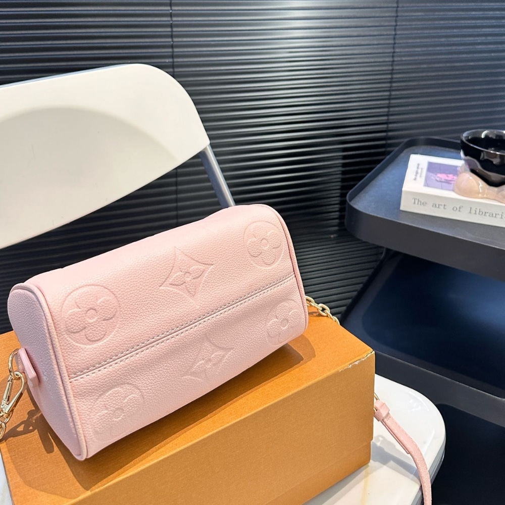 Louis Vuitton Speedy Bandoulière 20 Monogram Pink 20cm M47136