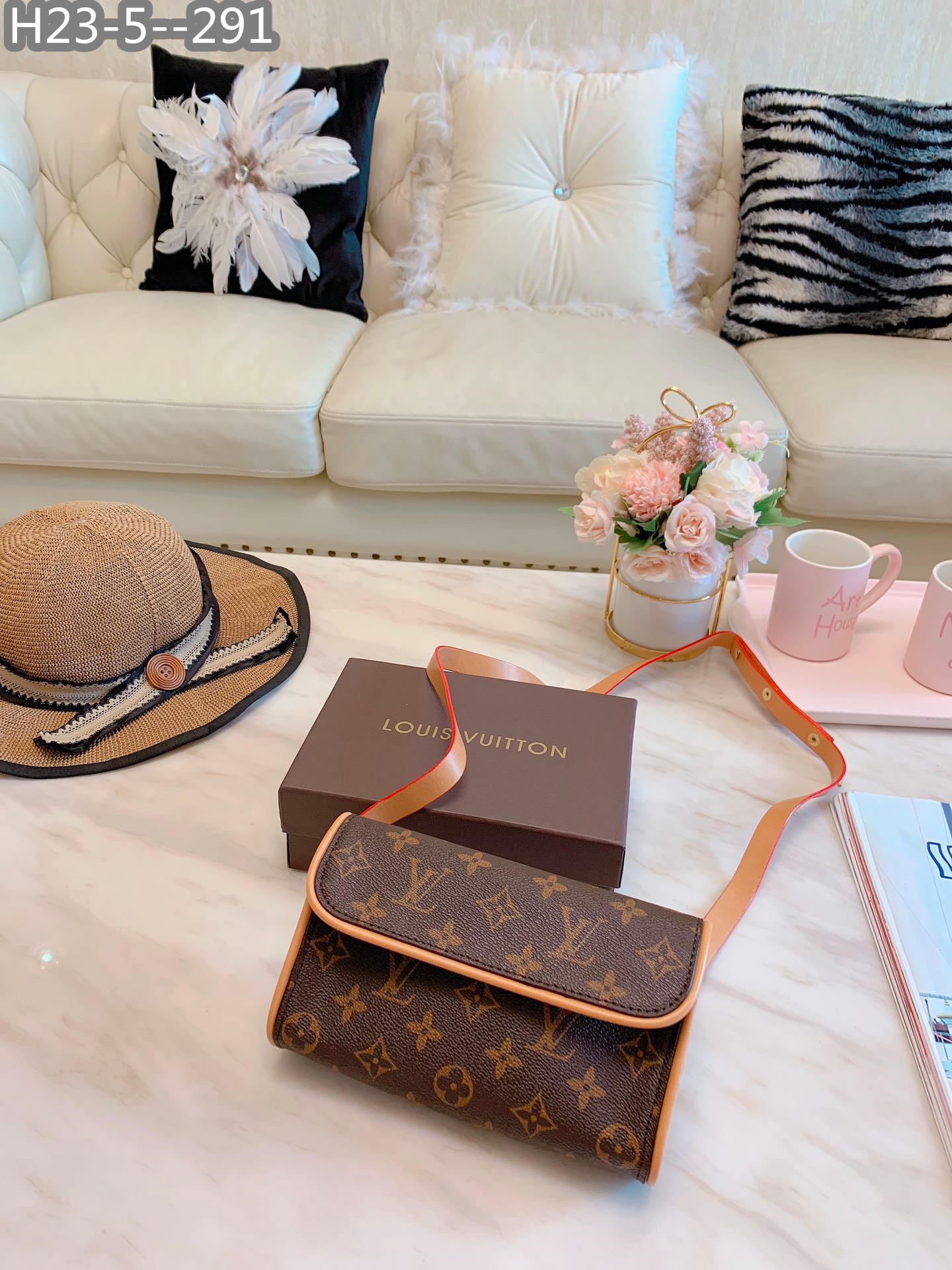 Louis Vuitton Felicie Pochette Bag 21Cm M81896
