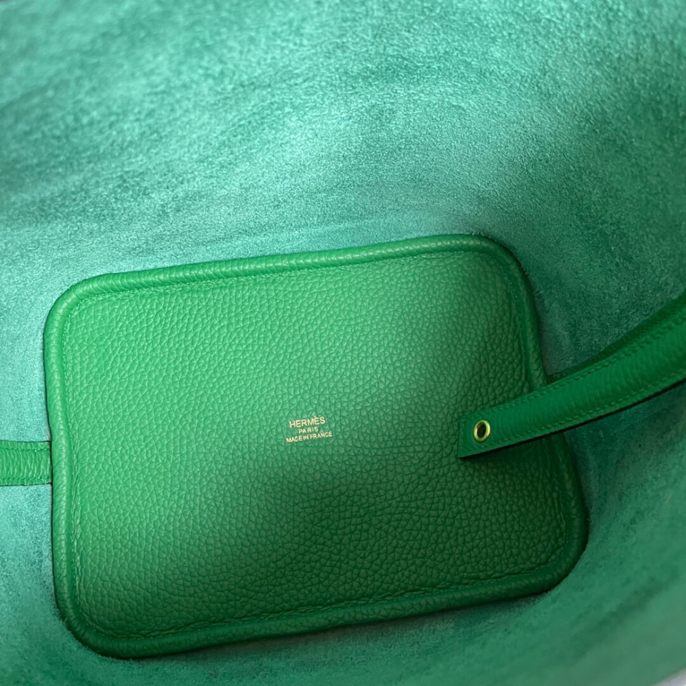Hermes Picotin Lock Bag In Taurillon Clemence Bambou 22Cm