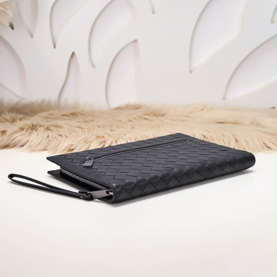 Bottega Veneta Intrecciato Document Case With Wristlet 28cm/11in