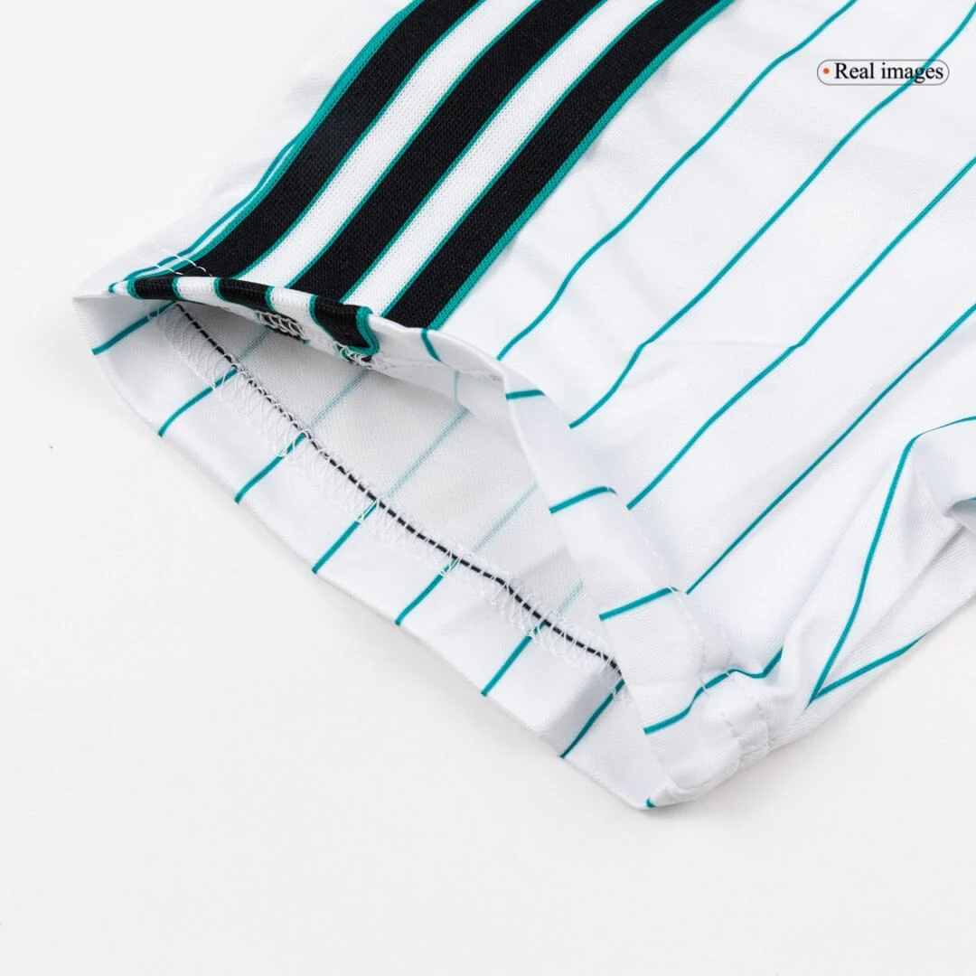 Liverpool Terrace Icon Jersey 2025/26 White