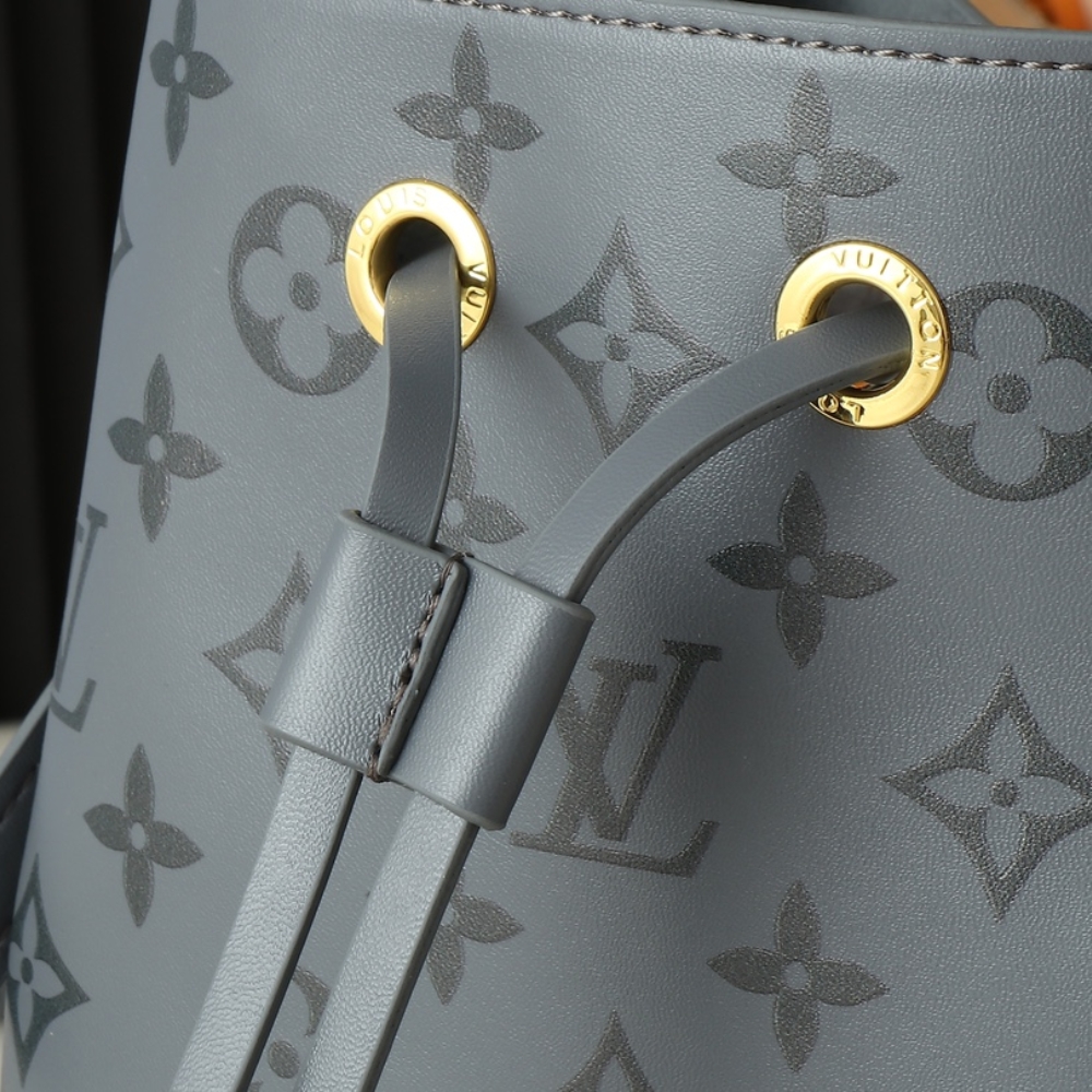 Louis Vuitton Néonoé Bb Bag Grey 20Cm