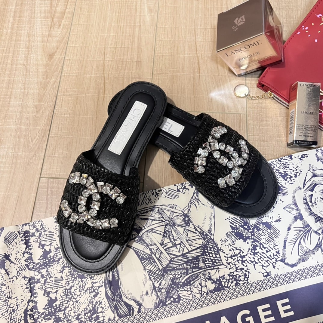 Chanel Coco Mark 23Ss Straw And Leather Sandals