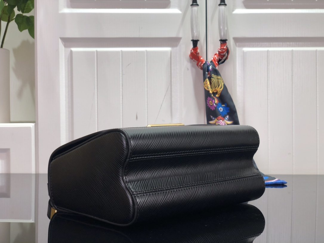 Louis Vuitton Twist Pm 19Cm Black Bag