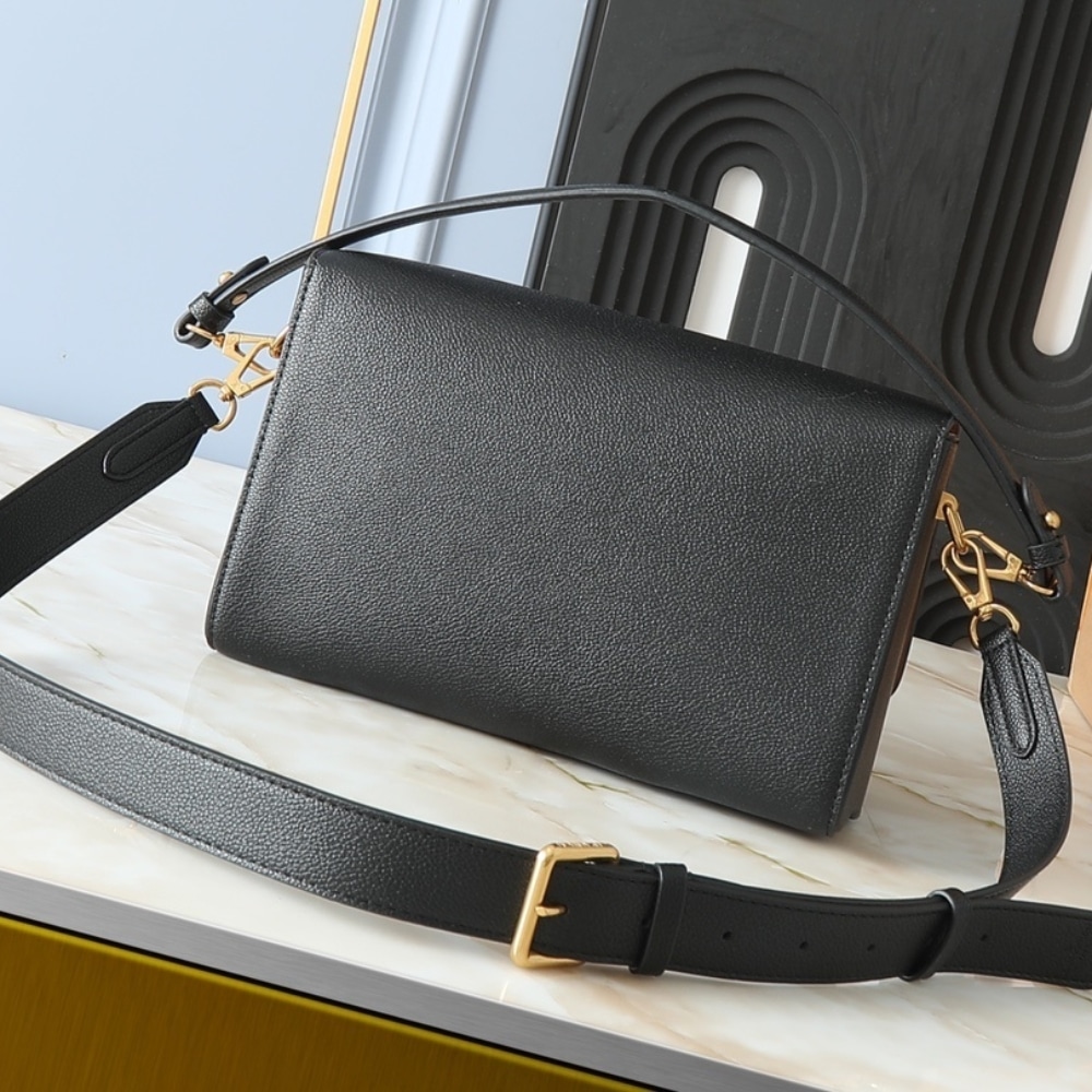 Louis Vuitton Soft Twist Black 27Cm M24639