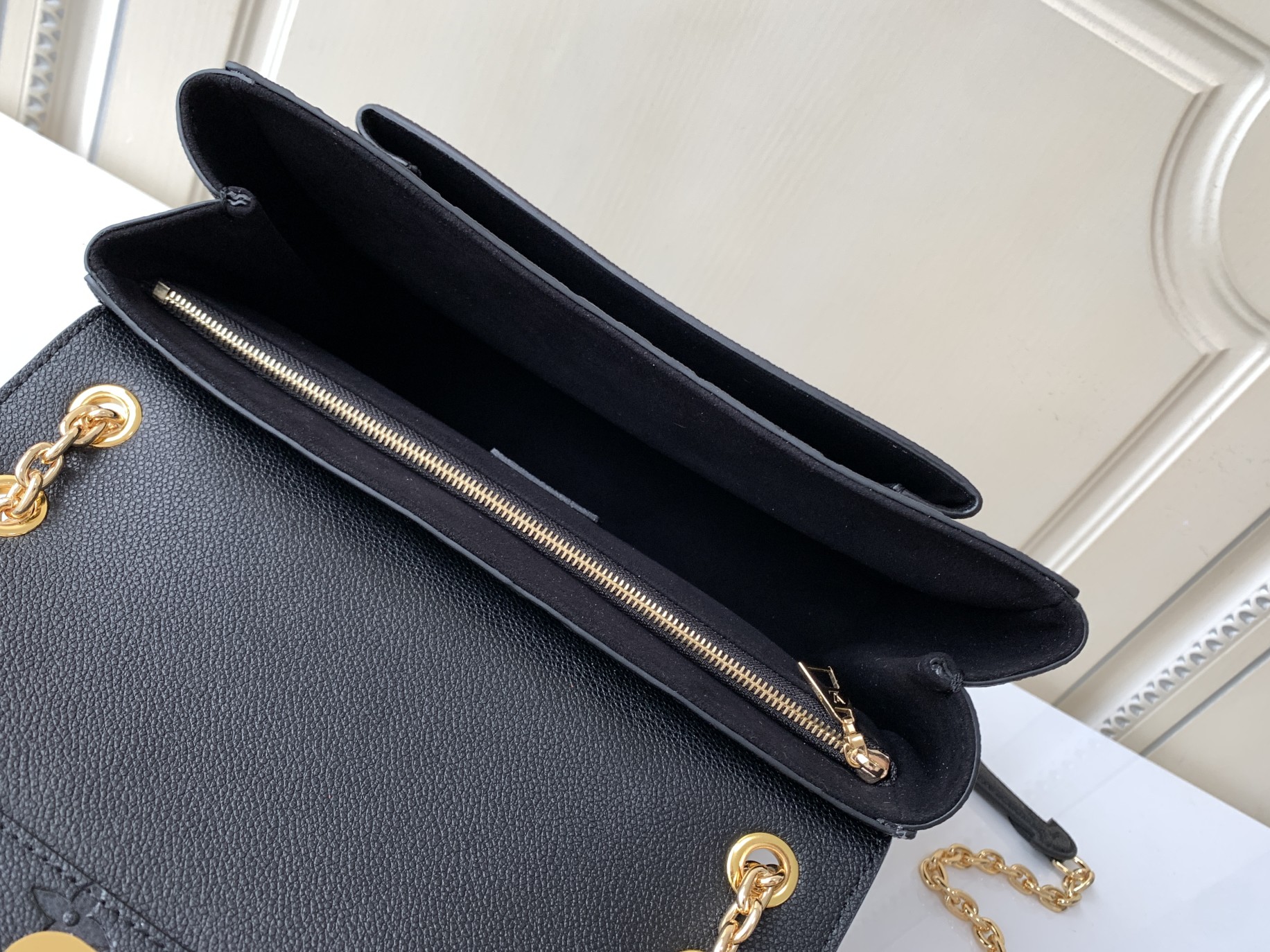 Louis Vuitton Vavin Pm 25Cm Black M44151