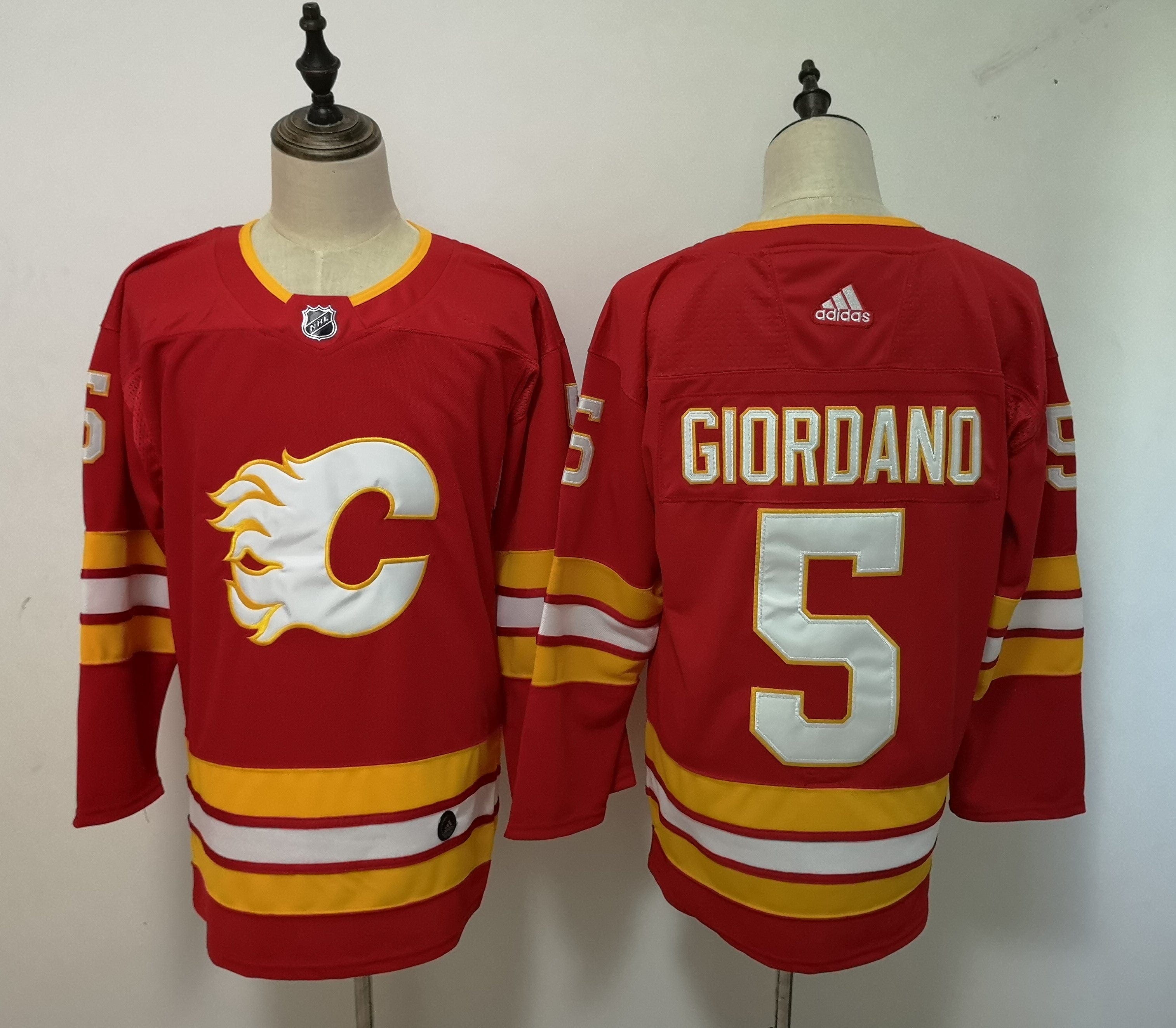 NHL Calgary Flames GIORDAND # 5 Jersey