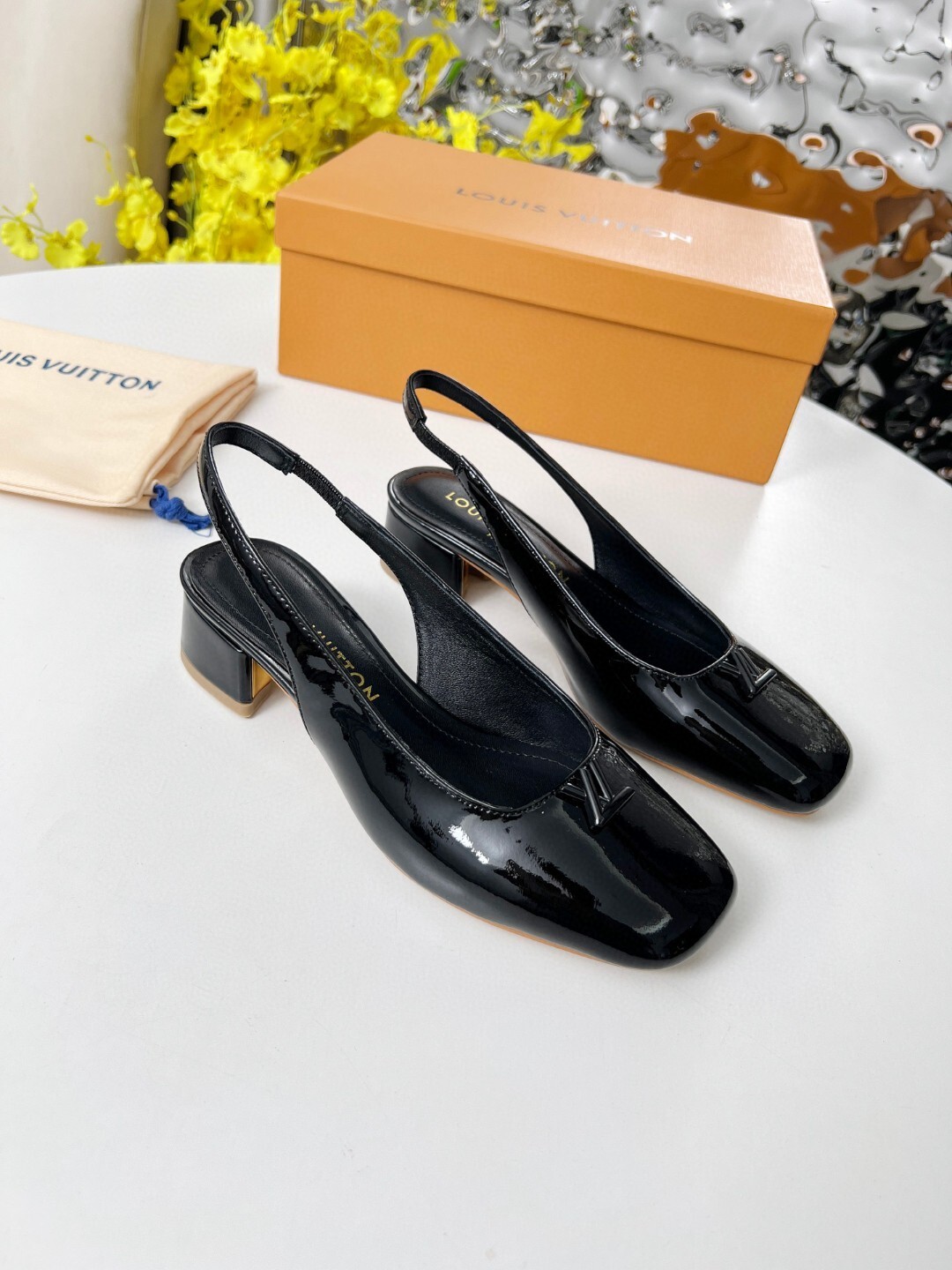 Louis Vuitton Madeleine Slingback Black Patent Leather Pumps 3.5cm