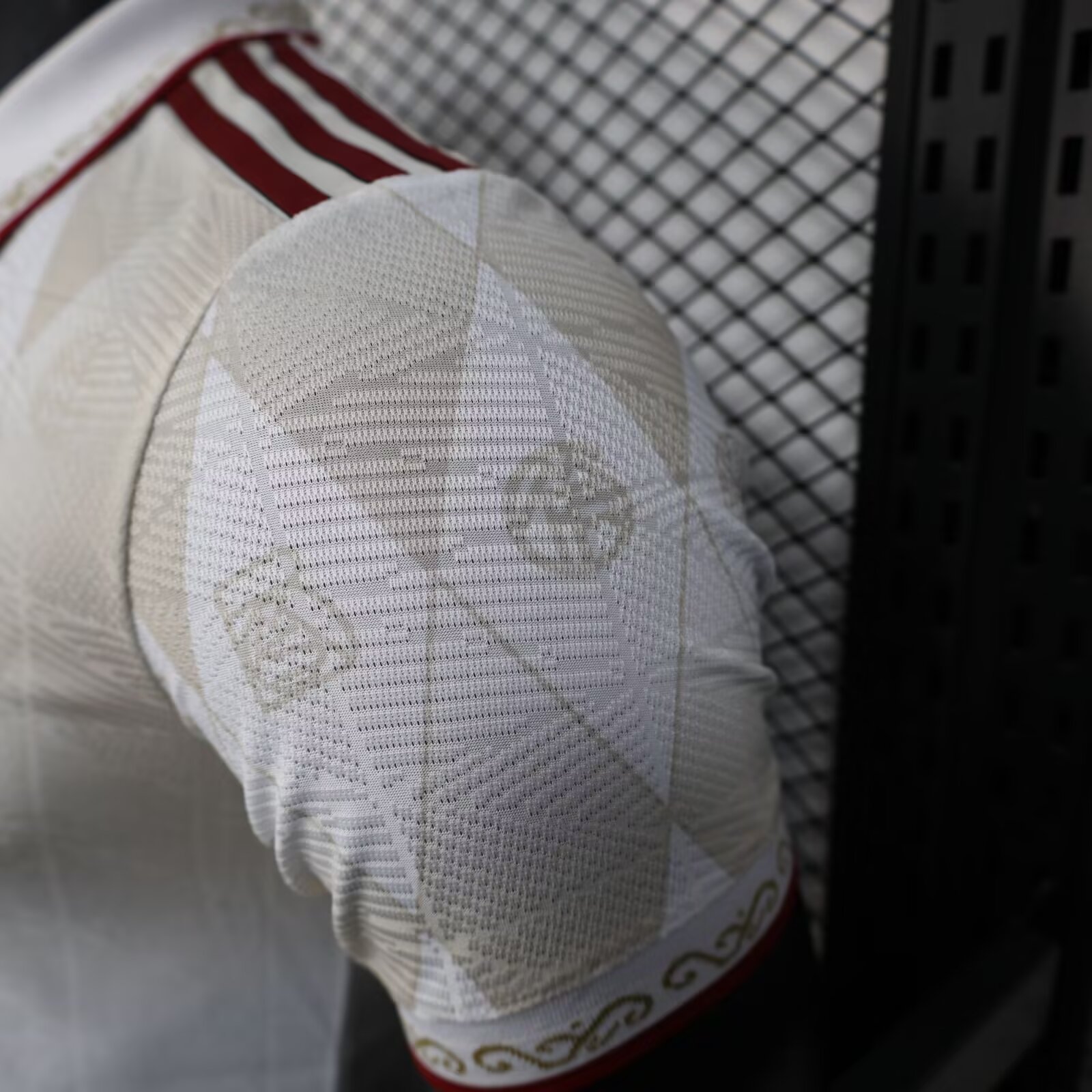 2025/2026 Player Version Bayern Munich 125th Anniversary White Edition Football Shirt 1:1 Thai Quality