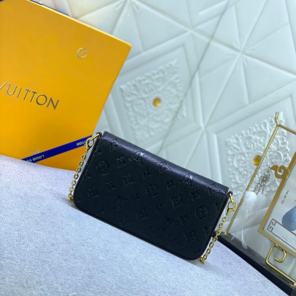 Louis Vuitton Félicie Pochette Monogram Empreinte Leather Crossbody Bag Black 21cm M82477