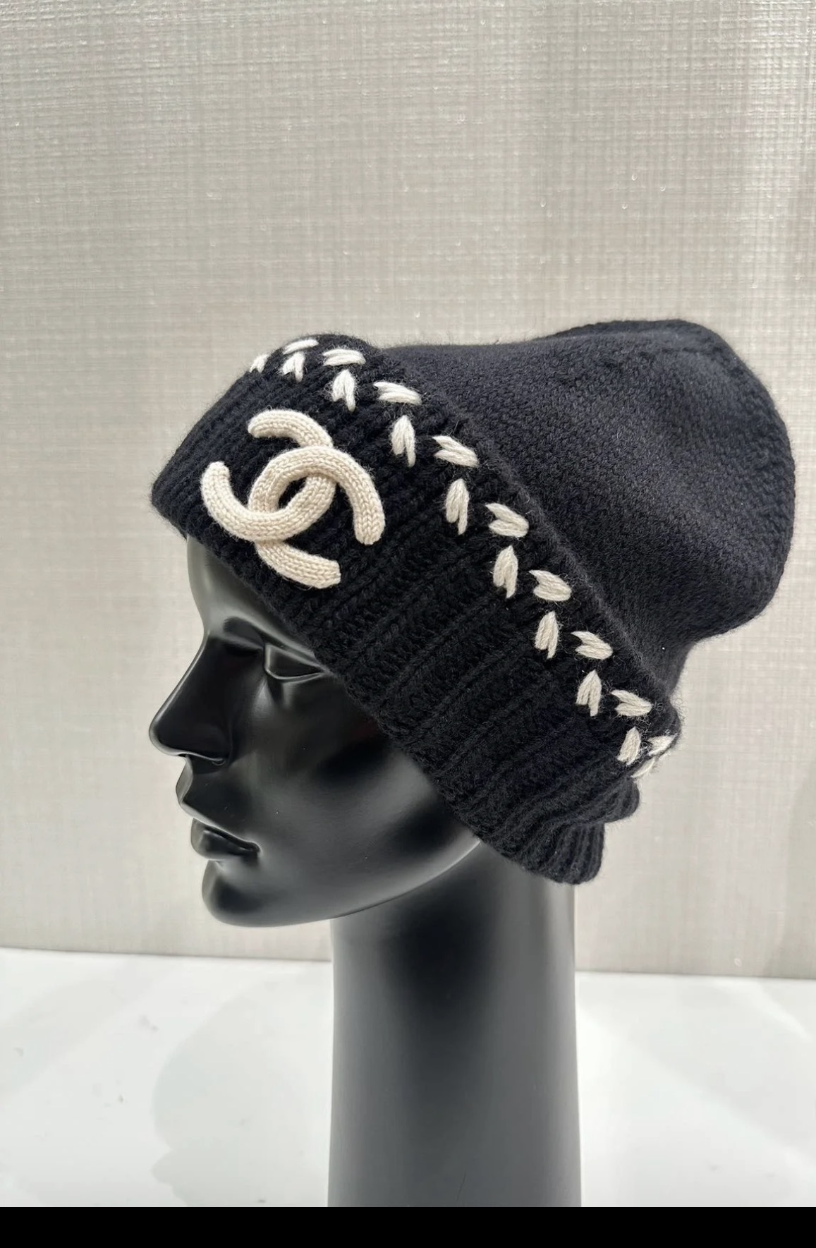Chanel 26B Cream White Wheat-Ear Knit Beanie