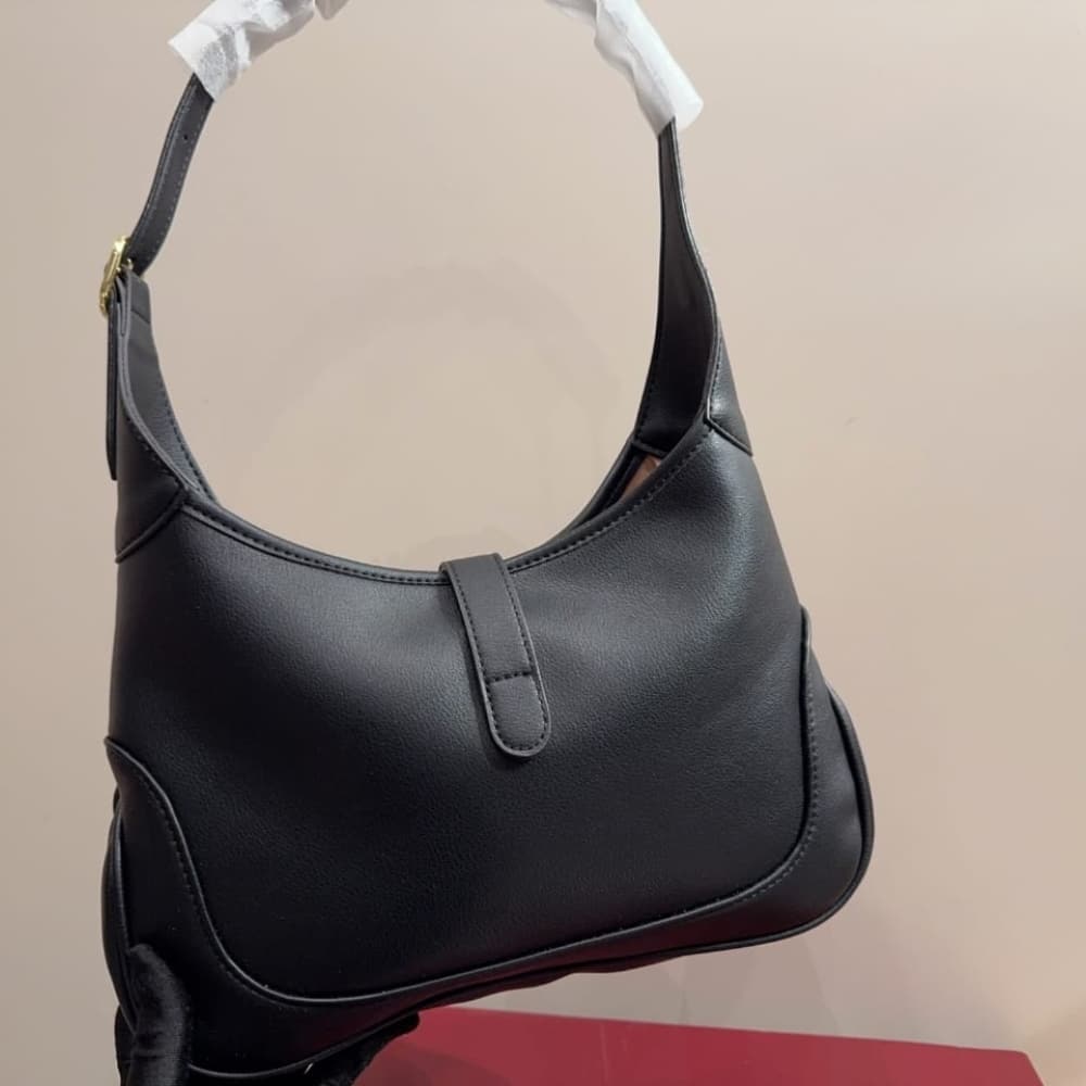 Gucci Jackie 1961 Medium Shoulder Bag Black 31Cm 863136 AAGDJ 1000