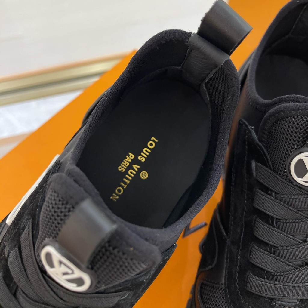 LOUIS VUITTON RUN AWAY SNEAKER BLACK 1A9ER7