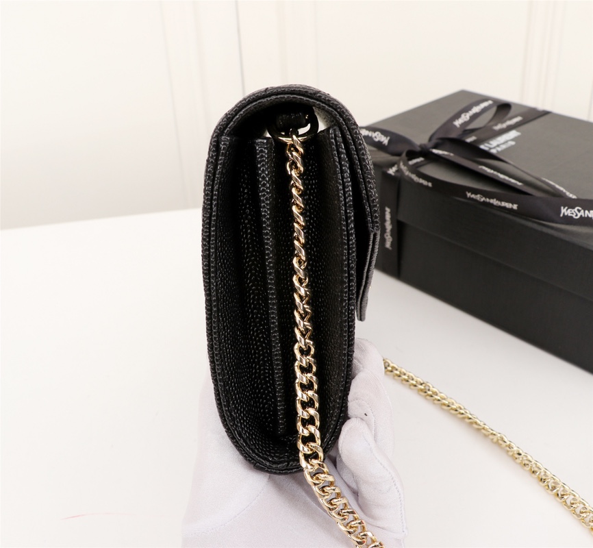 Saint Laurent Cassandre Matelasse Chain Wallet In Grain De Poudre Embossed Black Gold 22Cm 377828 Bow01 1000