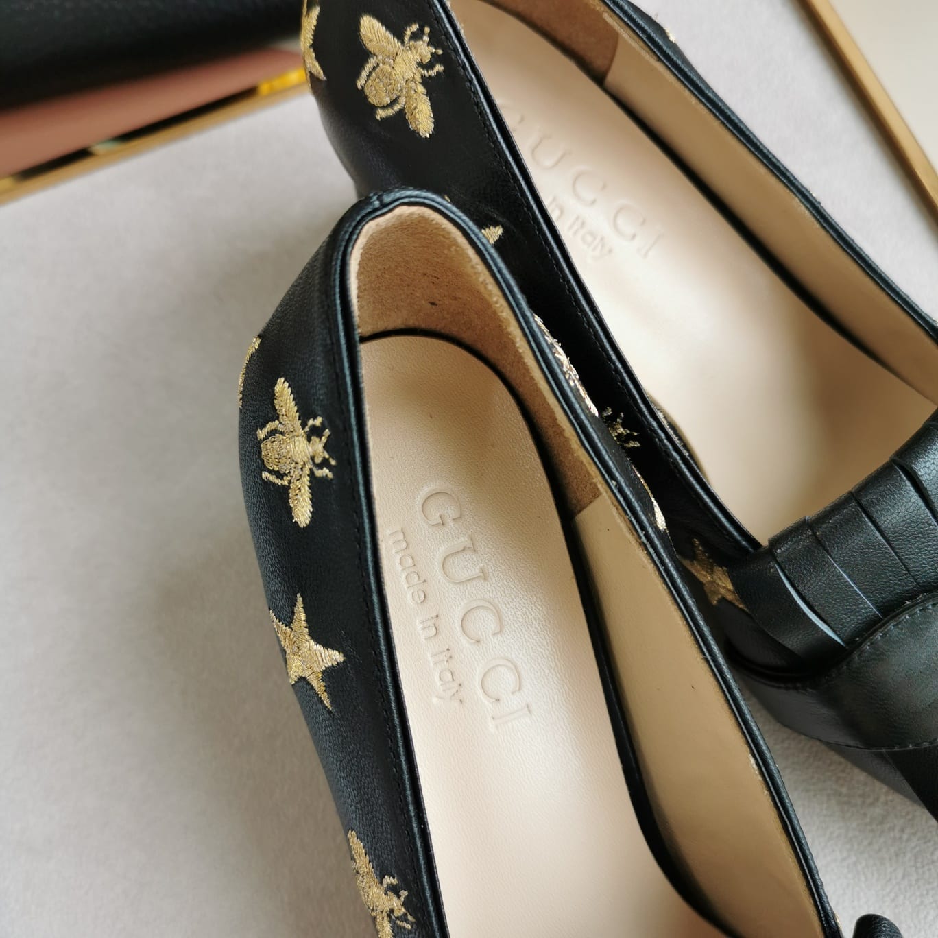 Gucci Embroidered Bee Star Leather Mid-Heel Pump Black