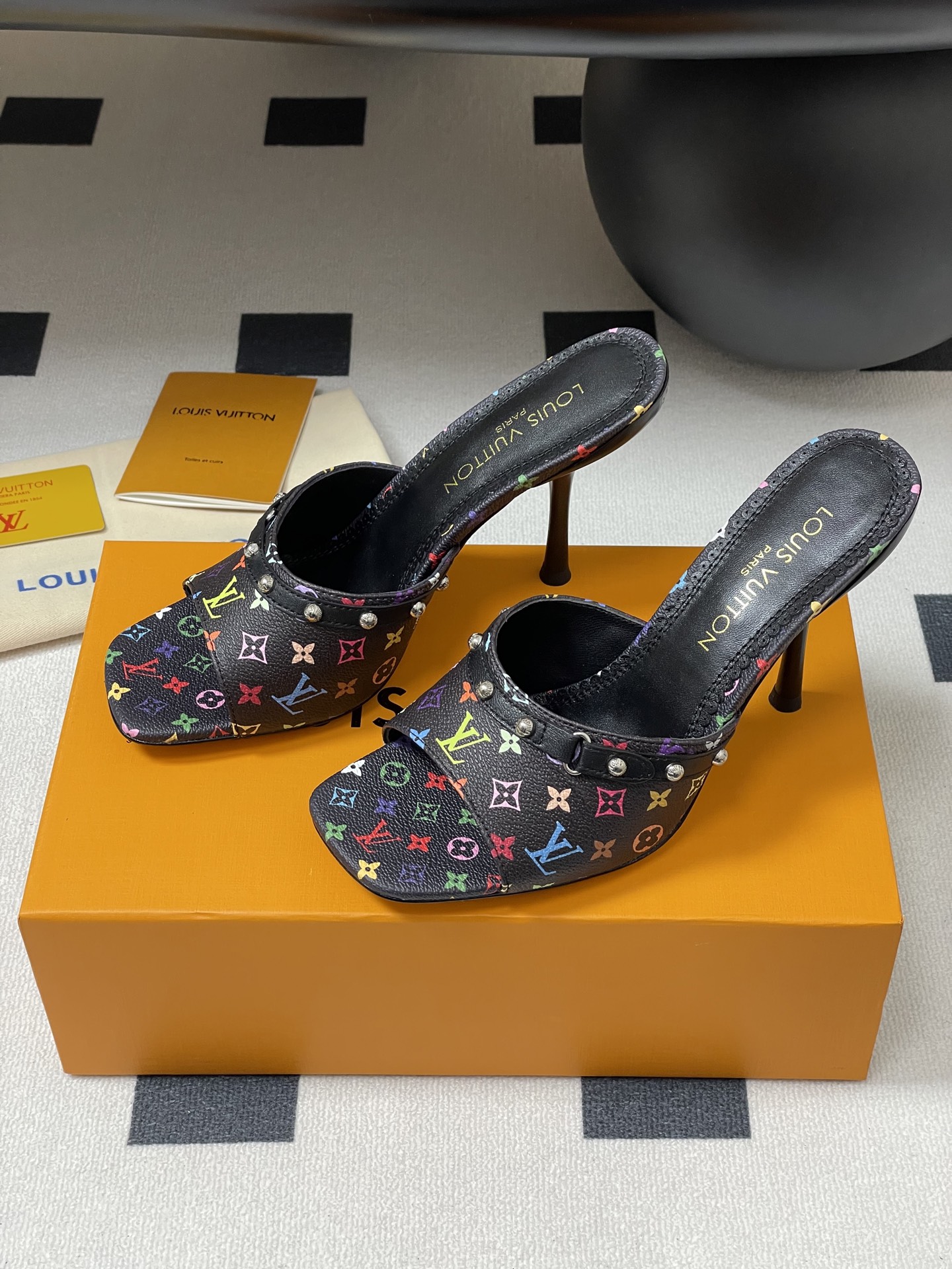Louis Vuitton LV x TM 6AM Mule 1AGWT2 Black