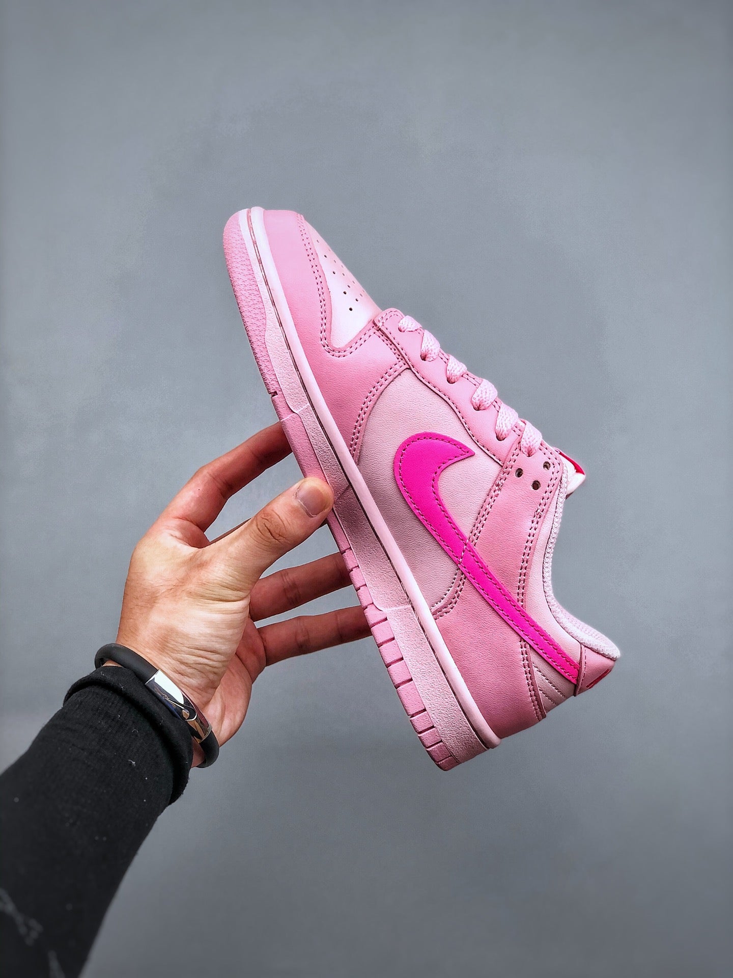 Dunk Low Triple Pink