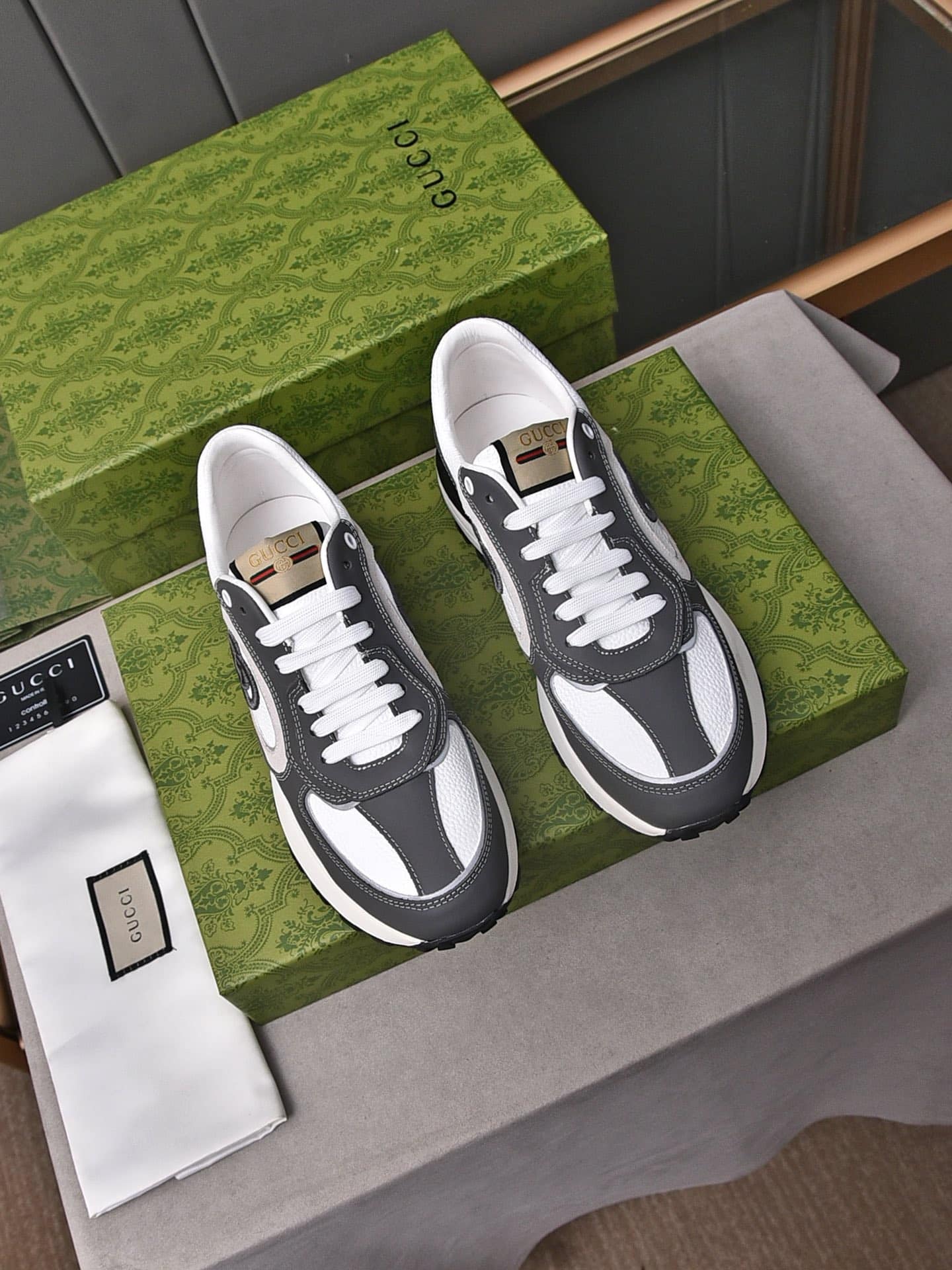 Gucci Double G Men’S Run Sneaker Gray