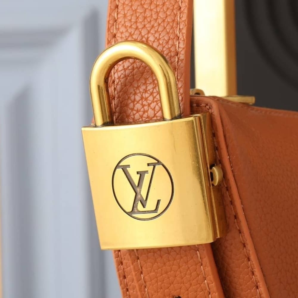 Louis Vuitton Low Key Bumbag Cognac 28Cm M83546