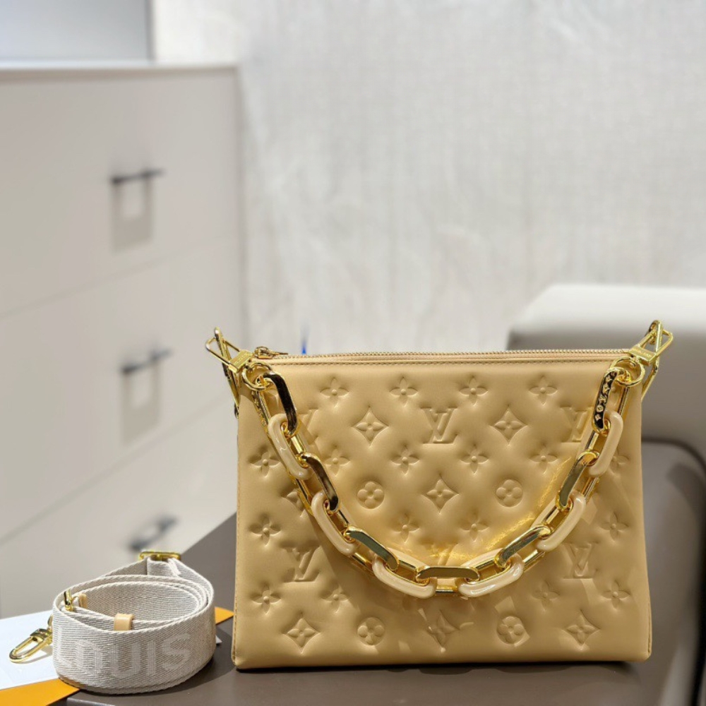 Louis Vuitton Coussin PM 26cm/10.2in Monogram Empreinte Leather Banane M23759 – Women