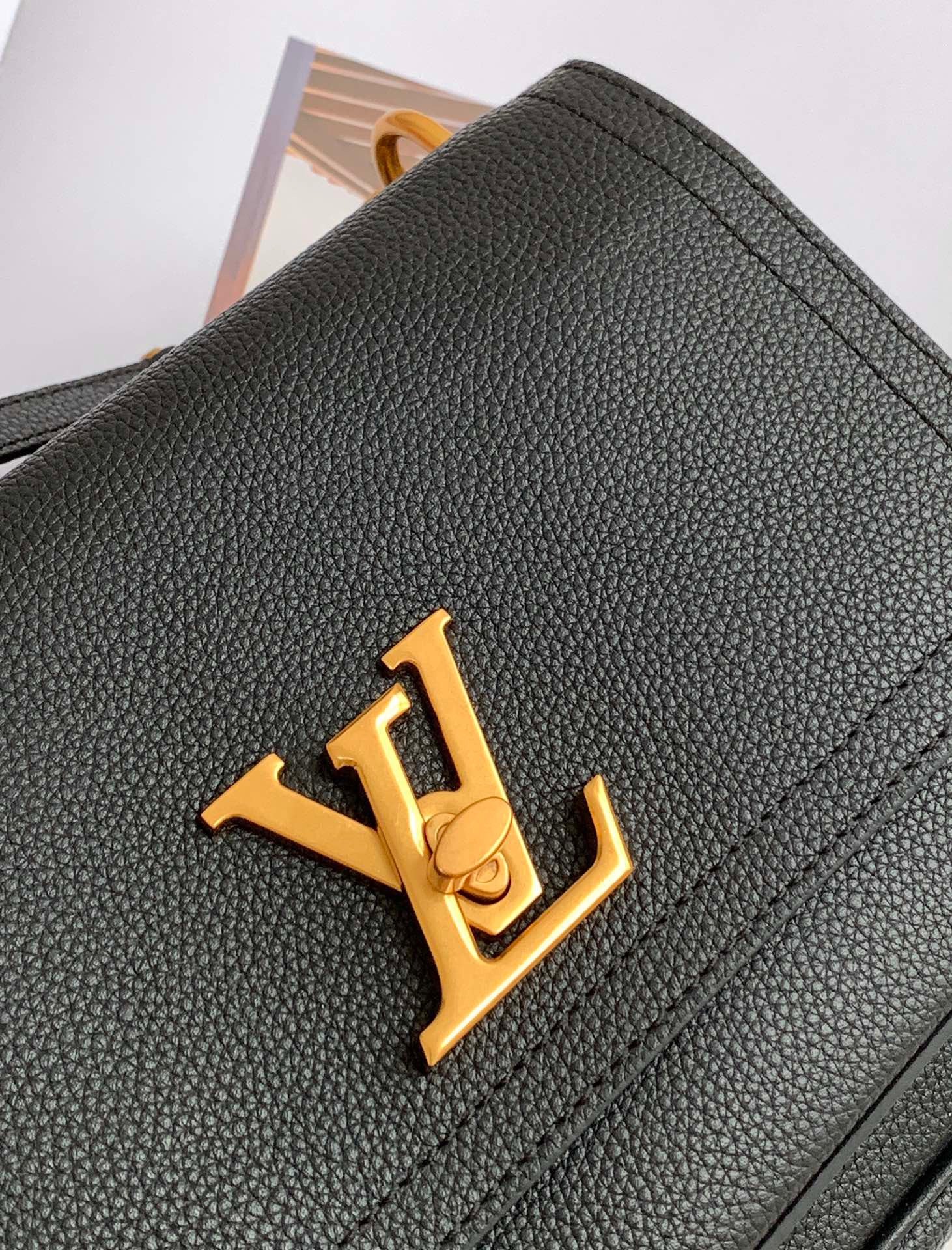 Louis Vuitton Lockme Chain 23Cm Black Bag