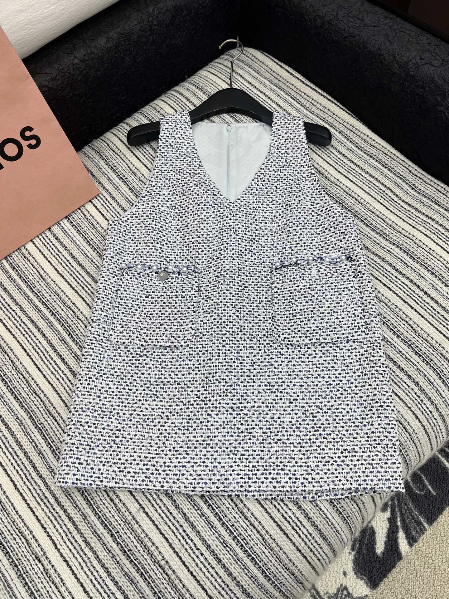 Chanel-2025 New Tweed Round-Neck Pearl Vest Dress