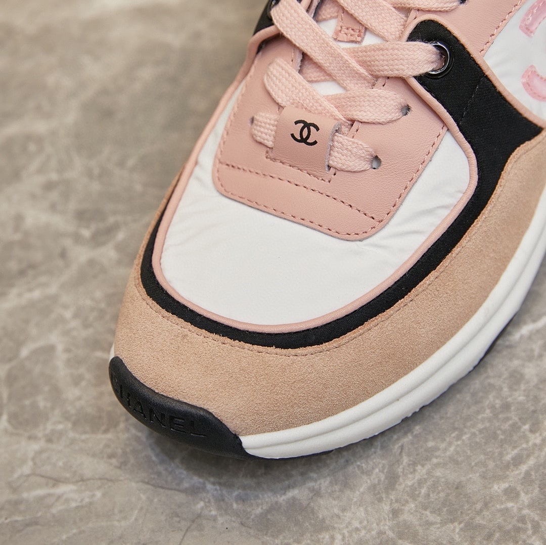 Chanel Wmns Sneaker Pink Black G34360 Y51525 K1276