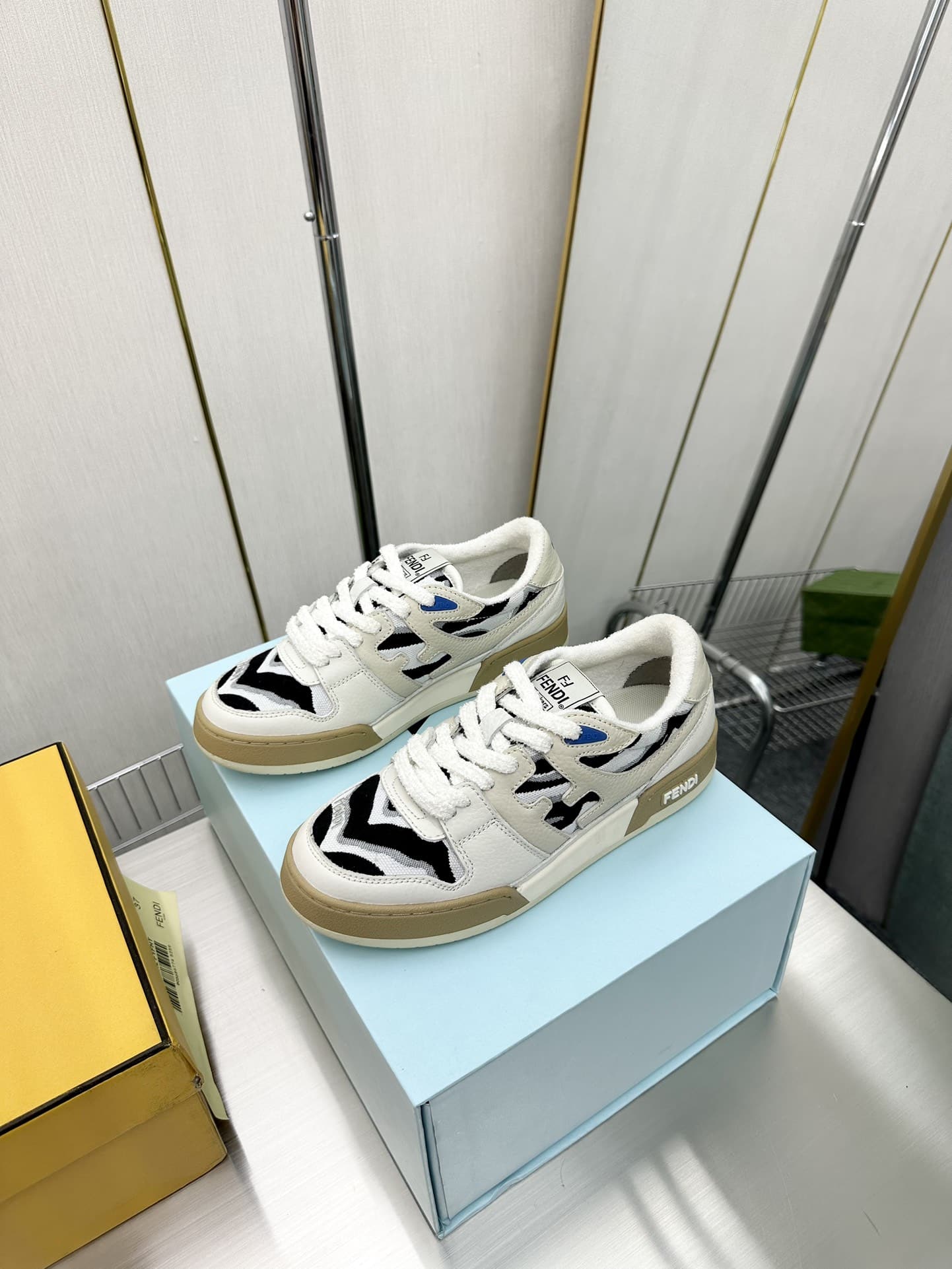 Fendi Match Leather Low Tops White And Black