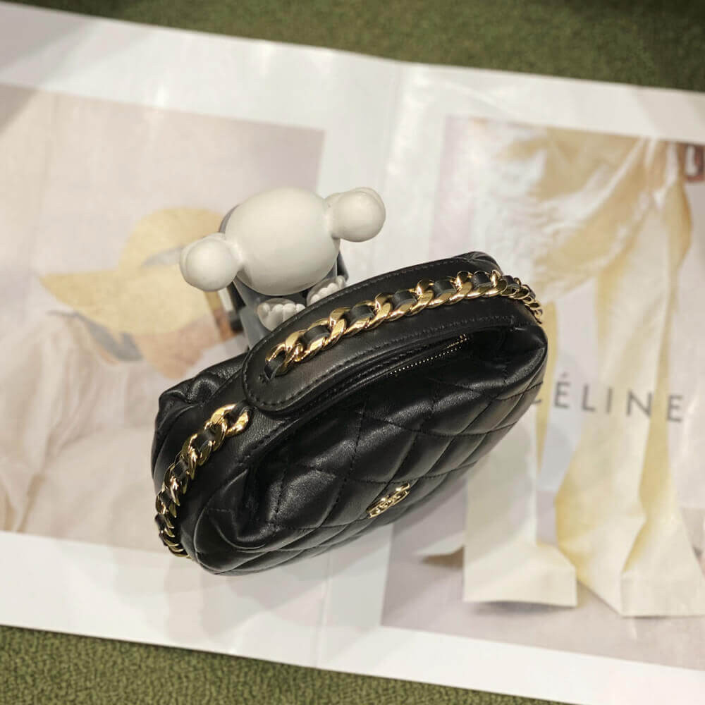 Chanel Lambskin Pouch Black 16cm