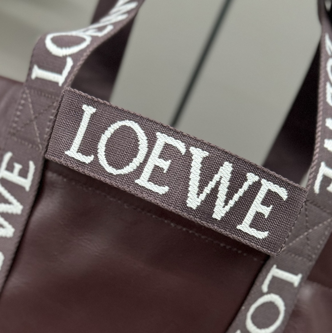 LOEWE- Fold Shopper in paper calfskin-Dark Burgundy