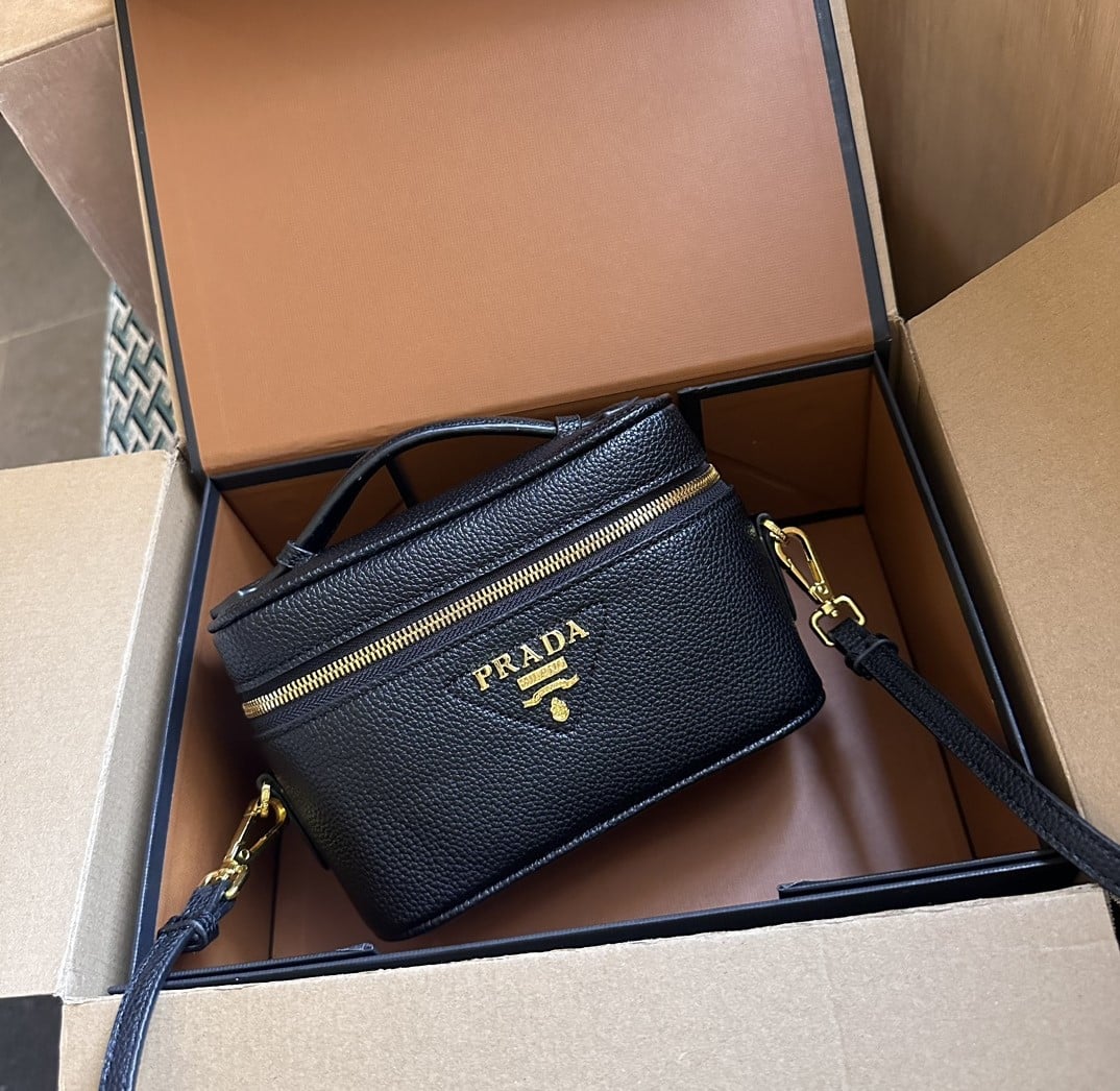 Prada Leather Mini Bag Black 20Cm
