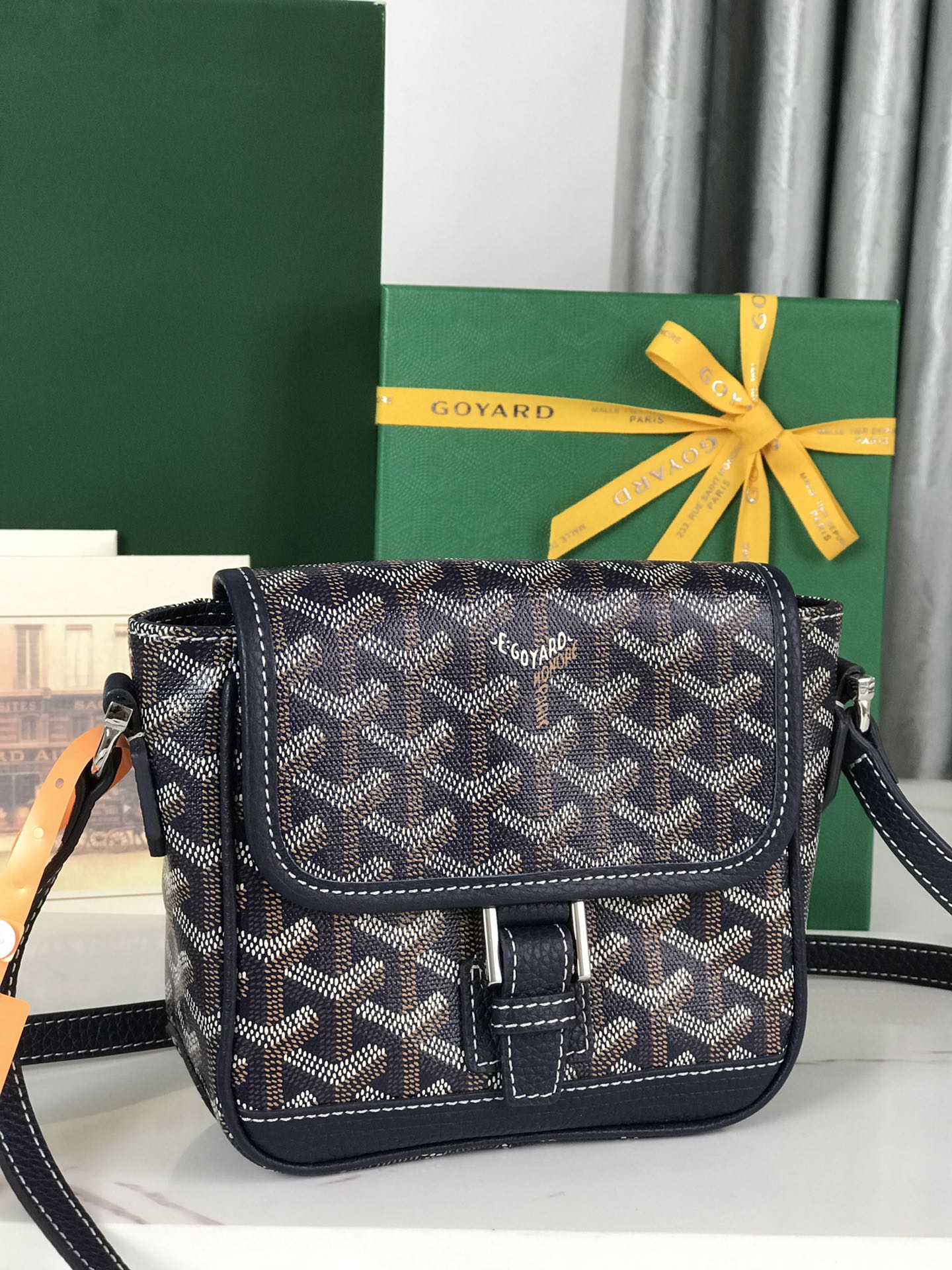 Goyard Grand Bleu 16 Cm Navy Blue Goyardine Canvas And Lambskin