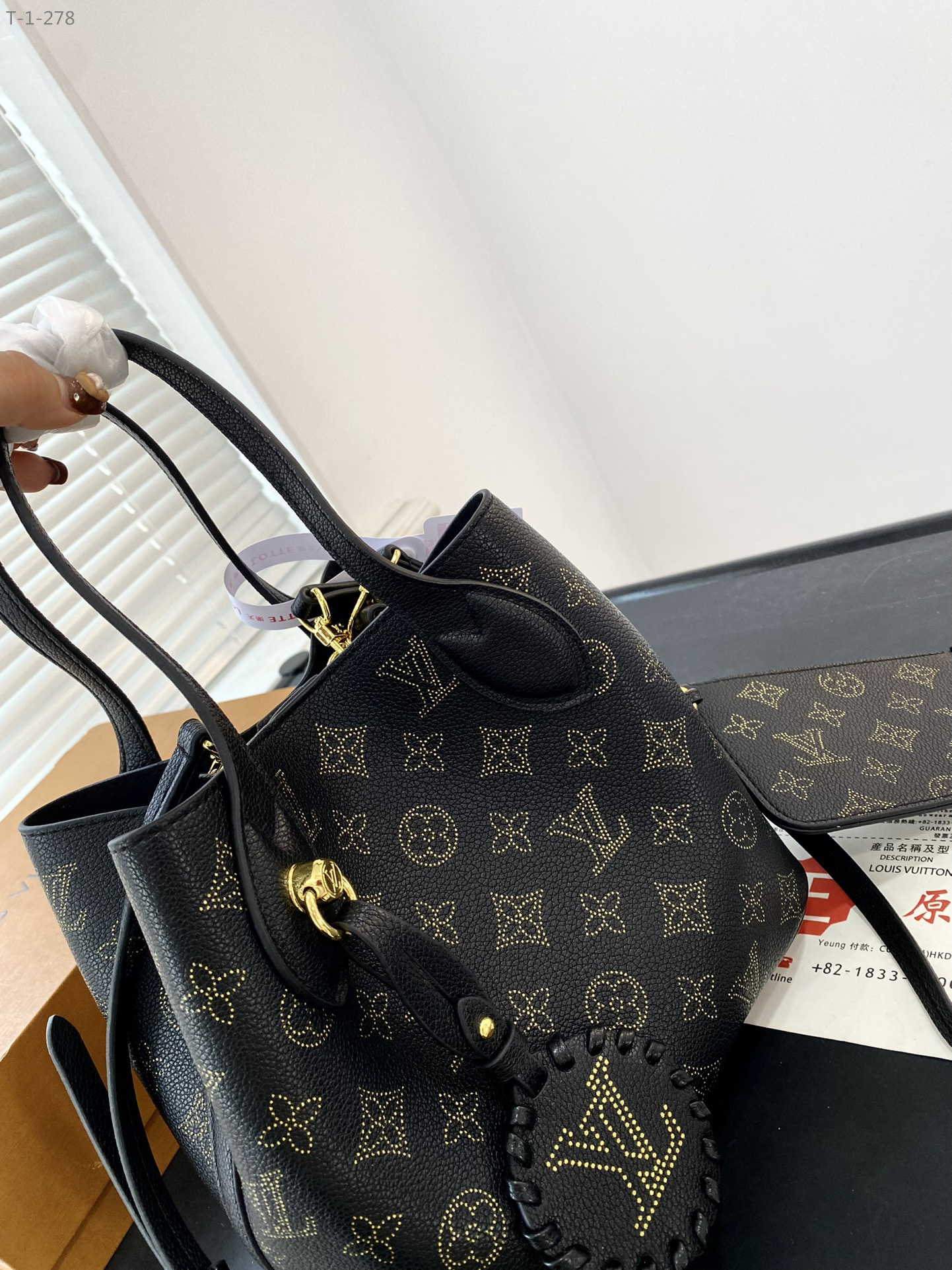 Louis Vuitton Blossom Pm Black 20Cm M23393