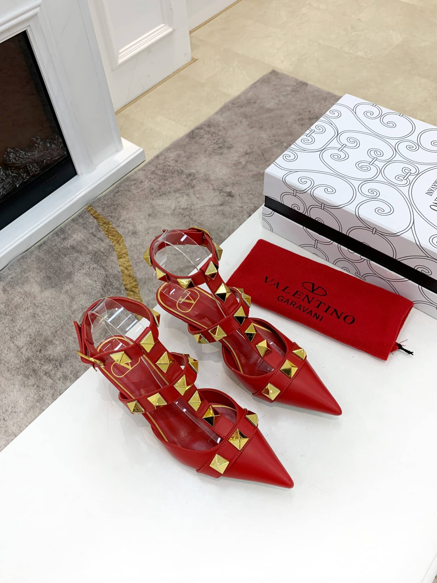 Valentino Garavani Roman Stud Kitten Heel Pumps Red