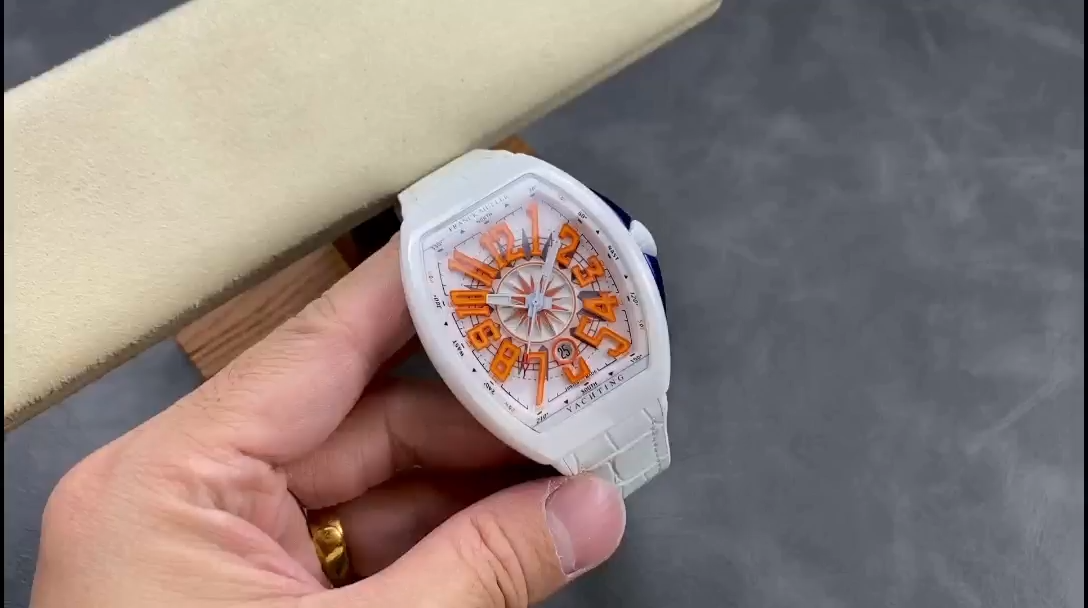 【Super Clone】Swiss Franck Muller Framulan V45 White Ceramic Yacht Model Orange Number