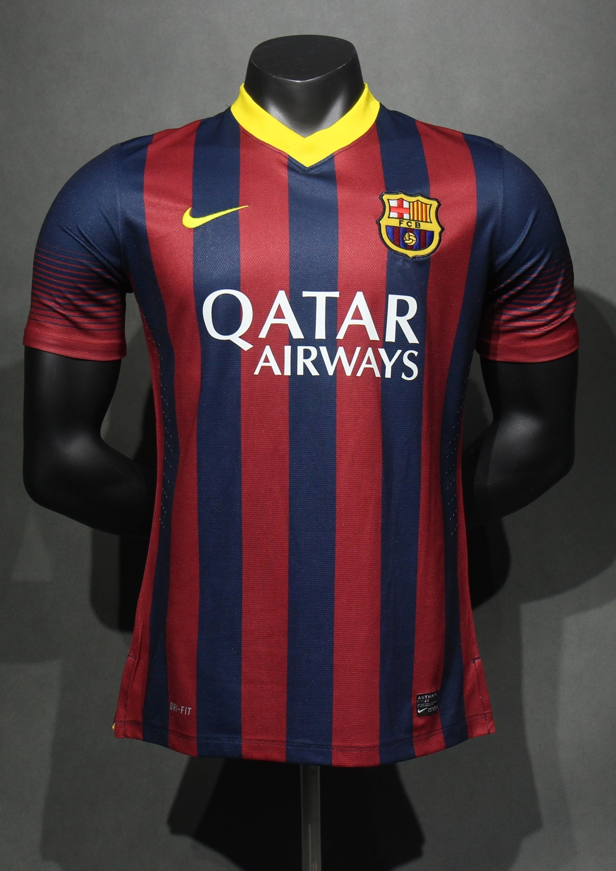 Retro Player 2013-14 Barcelona Home Football jersey retro