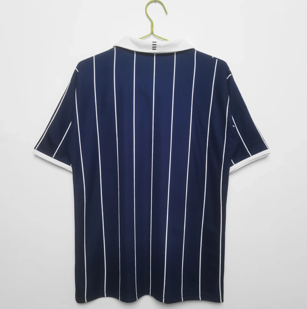 retro 2002 Scotland home retro football jersey Fan version