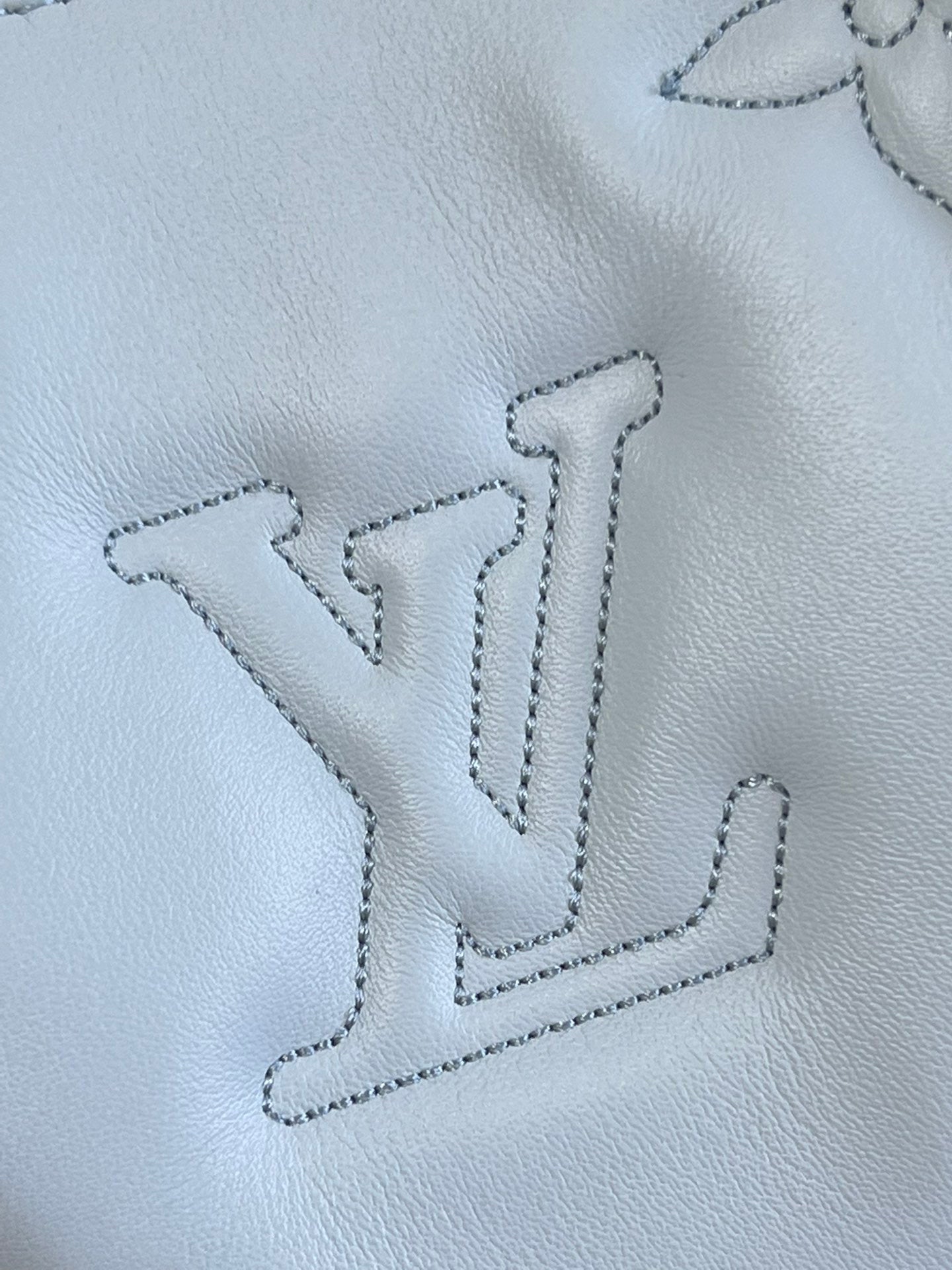 Louis Vuitton Over The Moon 27Cm Blue