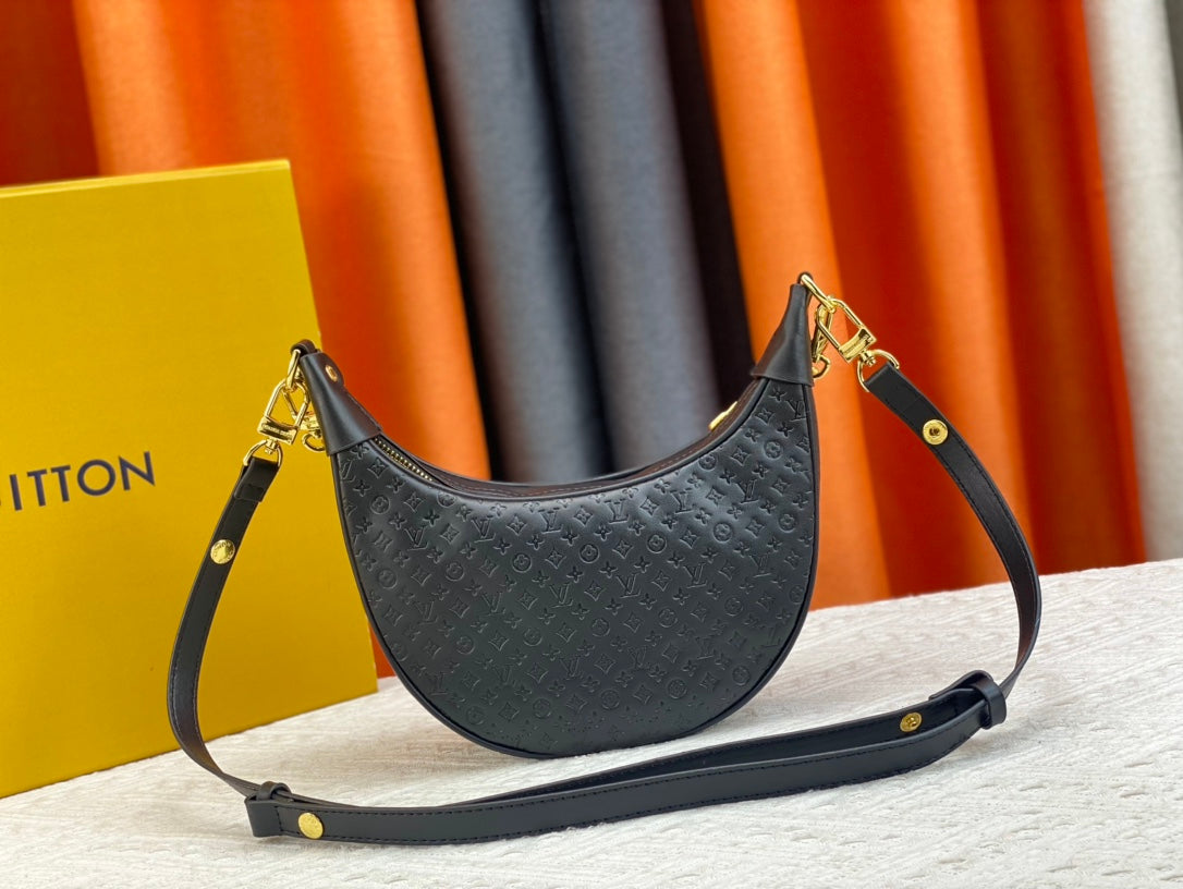Louis Vuitton Loop Baguette Bag Black 23Cm M22591