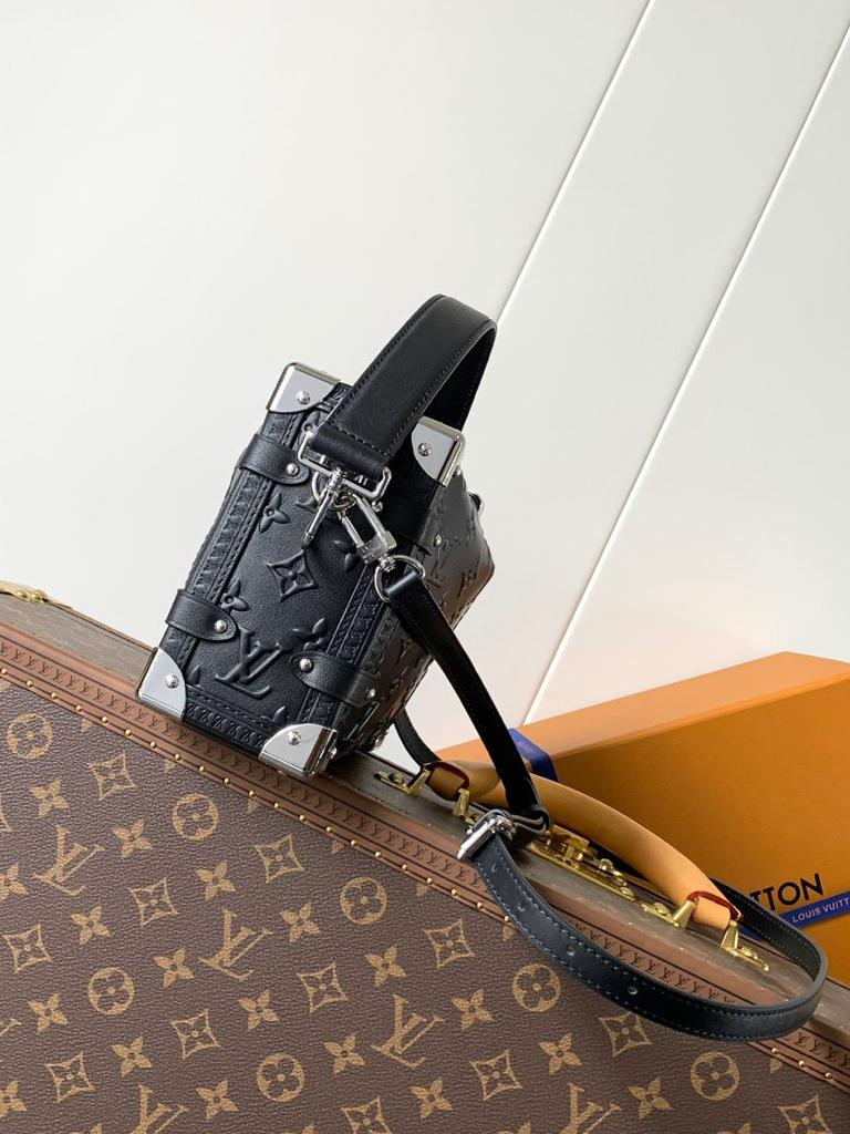 Louis Vuitton Side Trunk MM Black 23.5/9.3in M14572